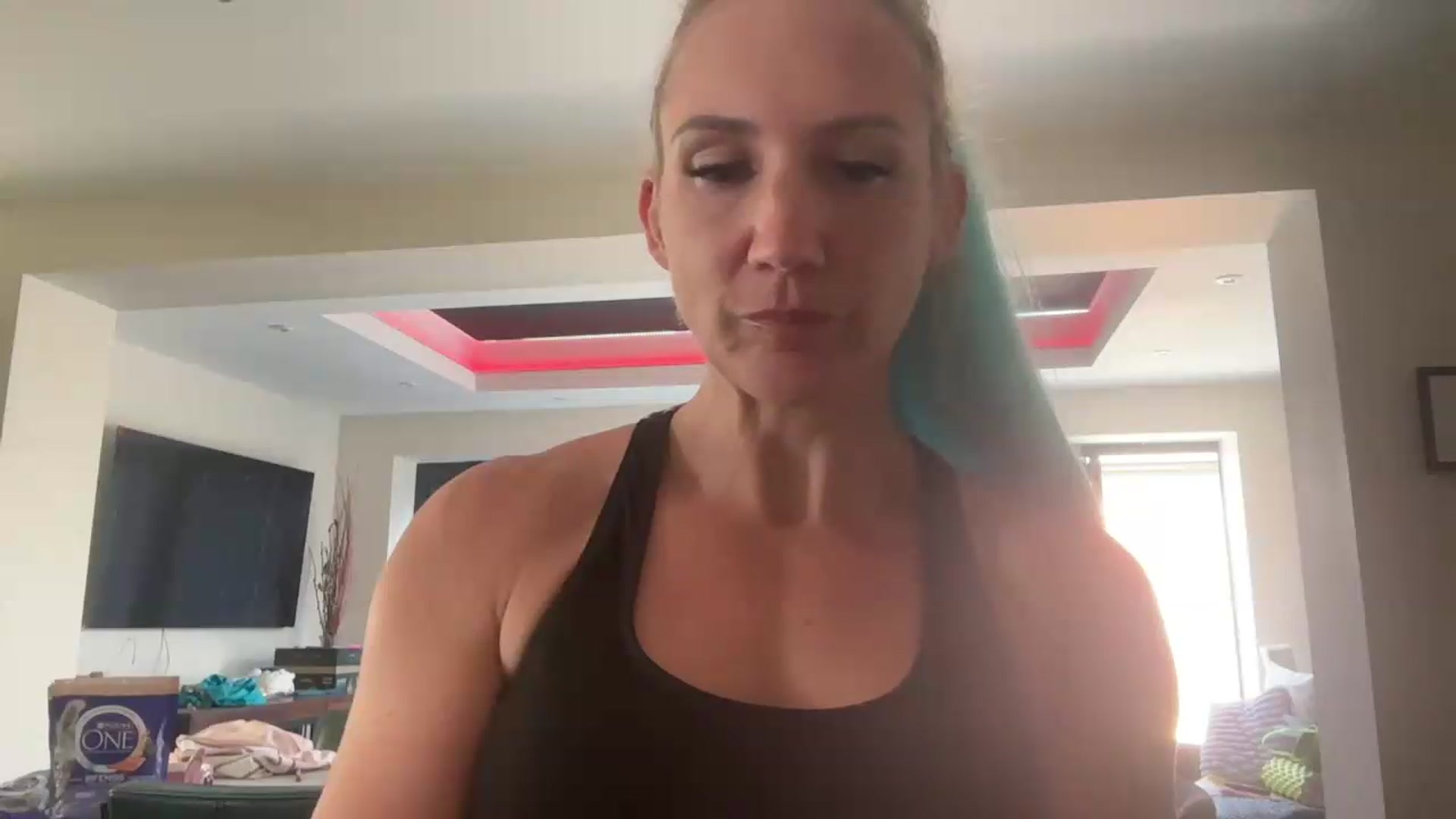 Gallery image thumbnail from Bellanoirxx's myfreecams stream on, 07/17/2026, 12:42 image 17 of 20