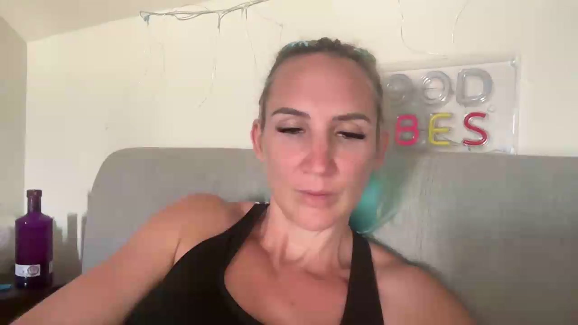 Gallery image thumbnail from Bellanoirxx's myfreecams stream on, 07/17/2026, 15:33 image 20 of 20
