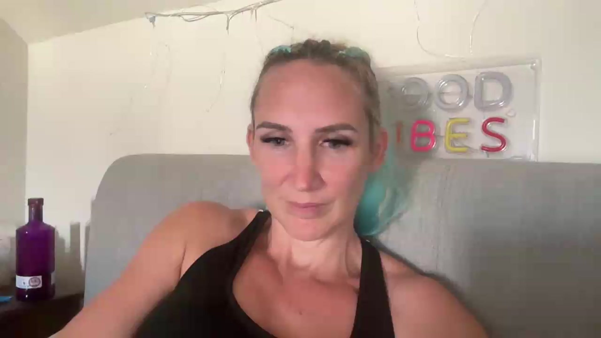 Gallery image thumbnail from Bellanoirxx's myfreecams stream on, 07/17/2026, 15:33 image 16 of 20