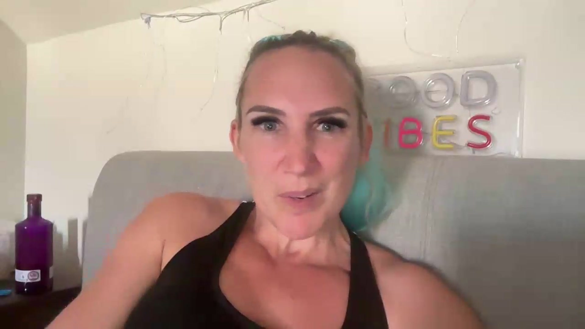 Gallery image thumbnail from Bellanoirxx's myfreecams stream on, 07/17/2026, 15:33 image 9 of 20