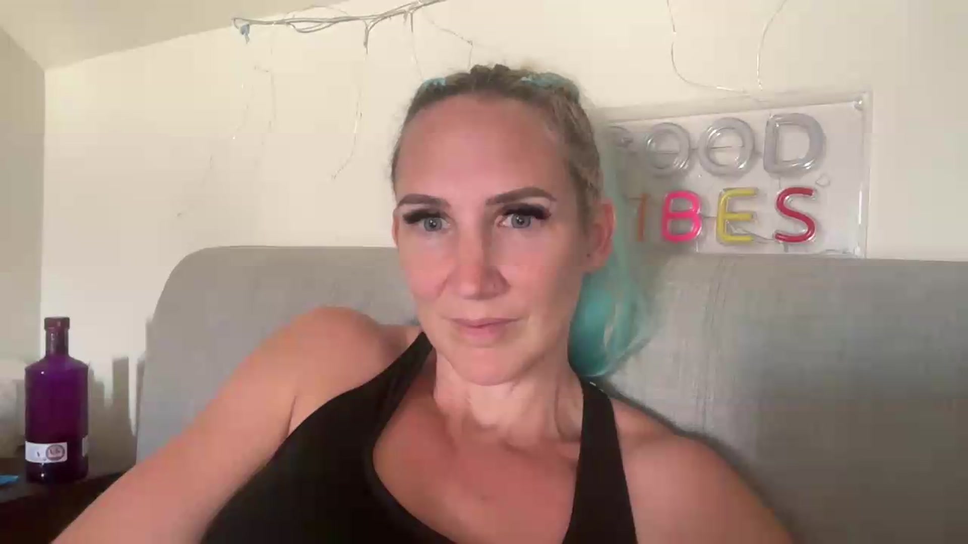 Gallery image thumbnail from Bellanoirxx's myfreecams stream on, 07/17/2026, 15:33 image 15 of 20