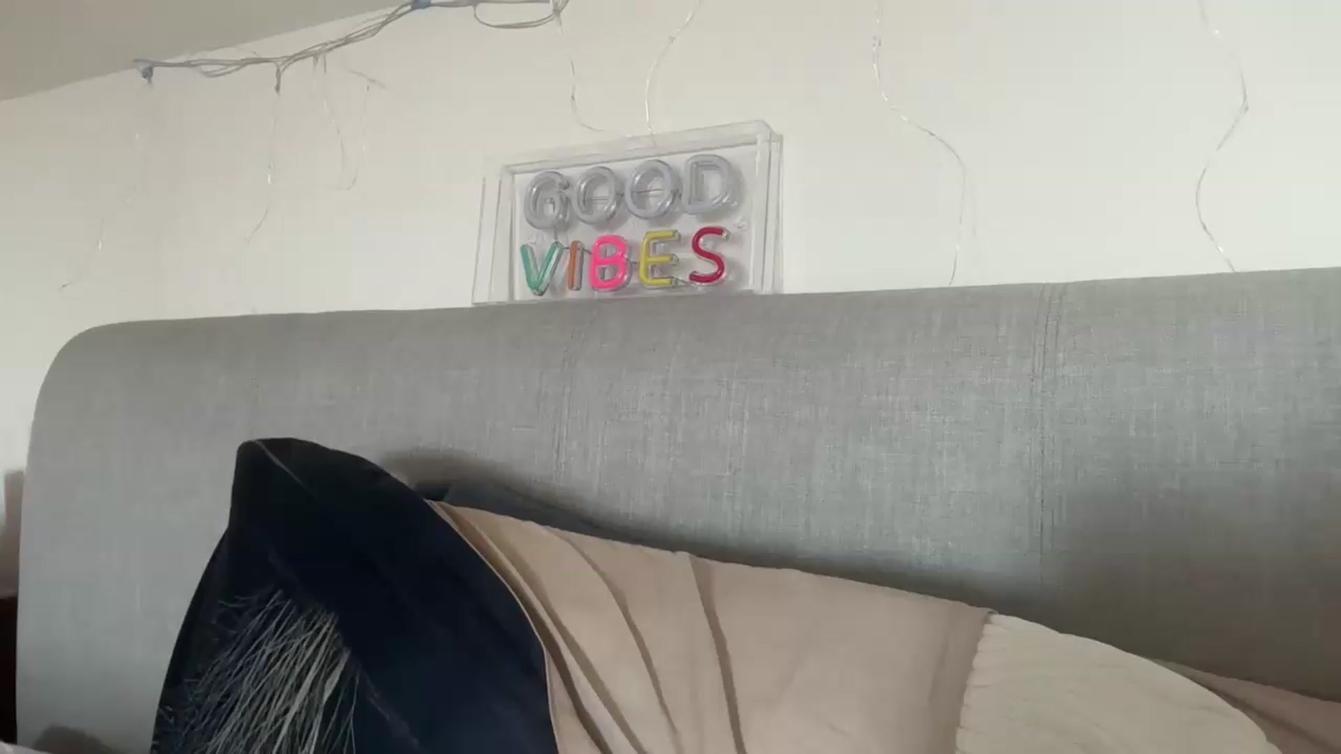 Gallery image thumbnail from Bellanoirxx's myfreecams stream on, 07/20/2026, 08:03 image 15 of 20