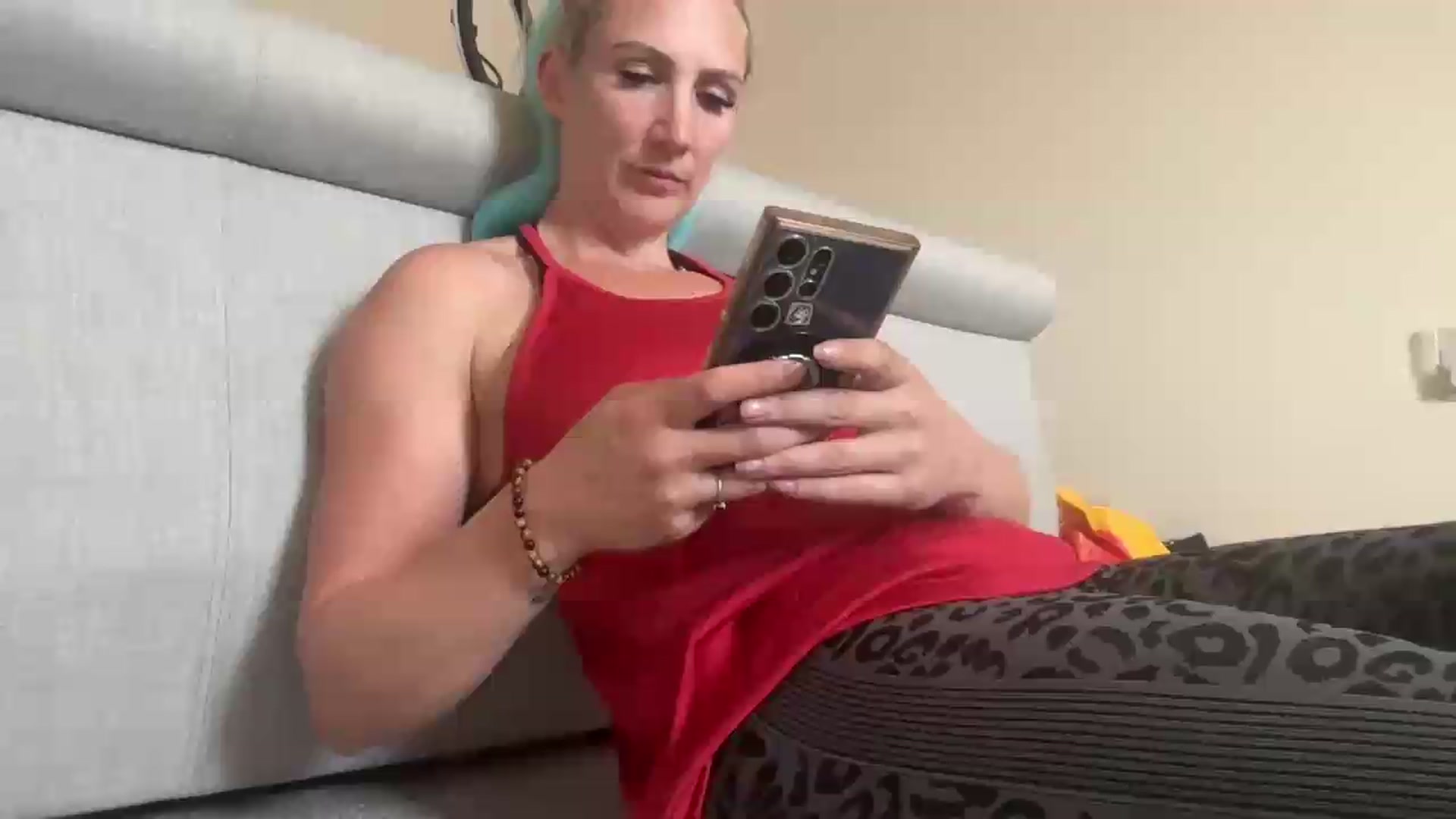 Gallery image thumbnail from Bellanoirxx's myfreecams stream on, 07/20/2026, 10:42 image 1 of 20