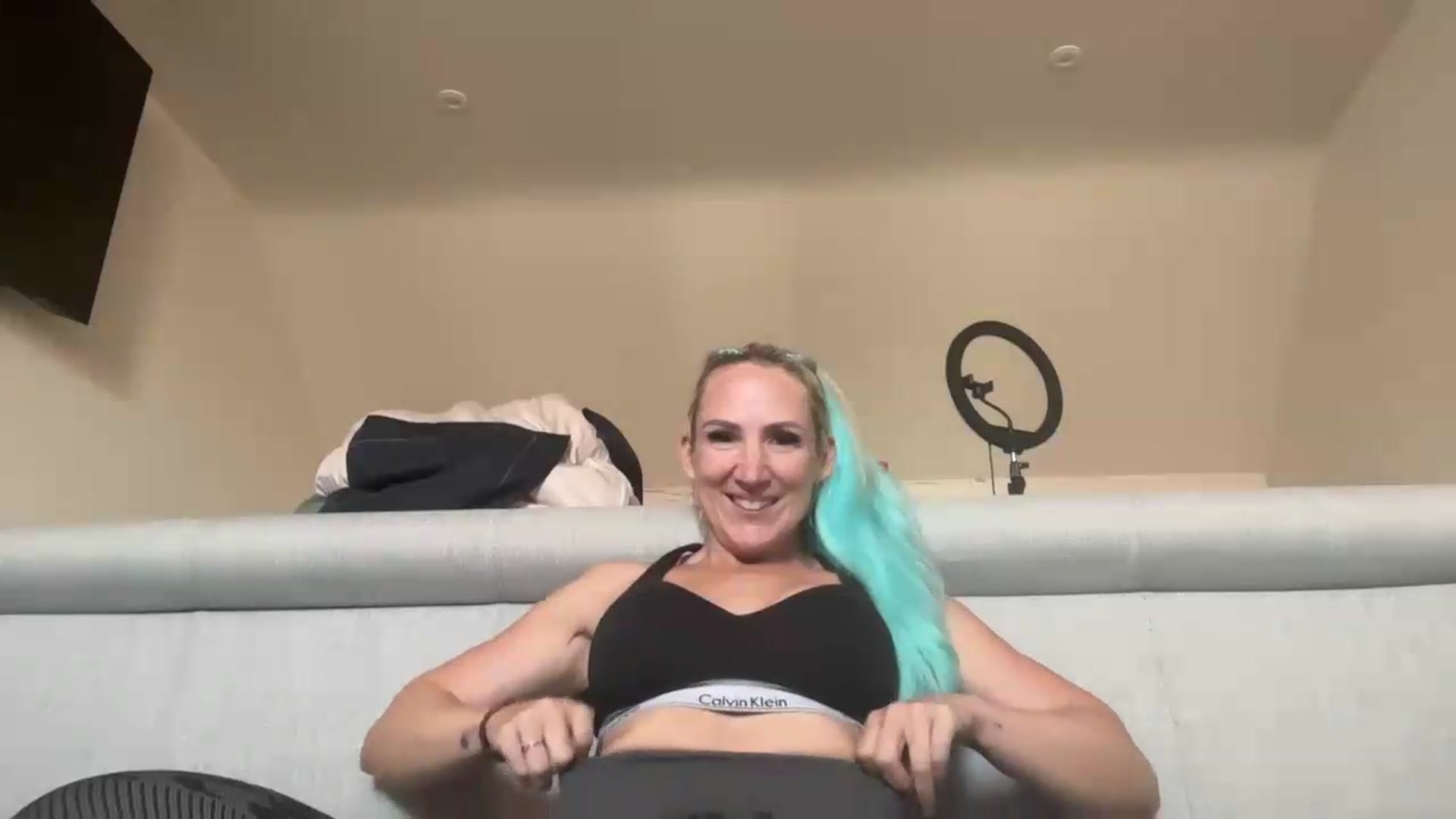 Gallery image thumbnail from Bellanoirxx's myfreecams stream on, 07/20/2026, 10:42 image 20 of 20