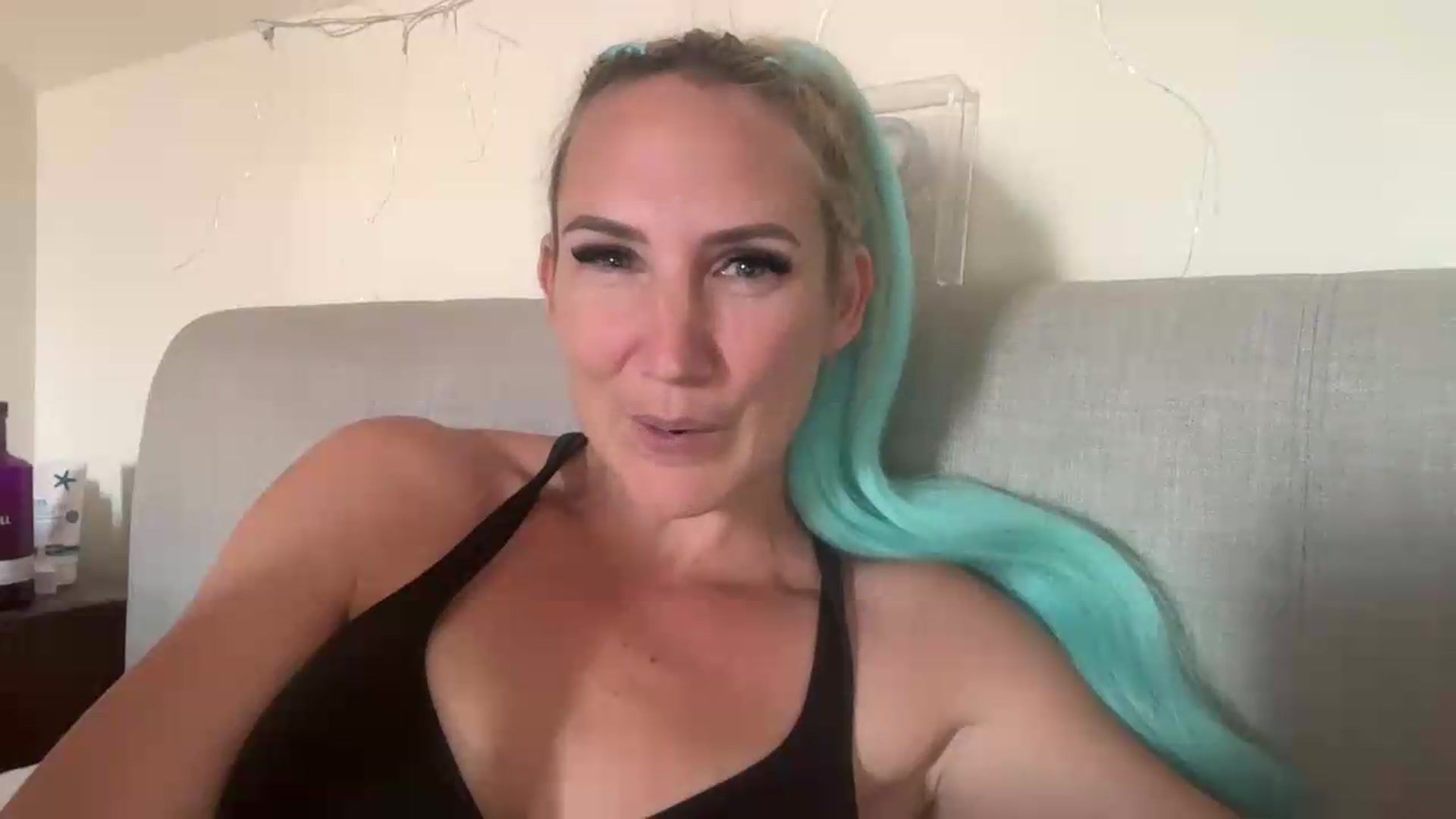 Gallery image thumbnail from Bellanoirxx's myfreecams stream on, 07/20/2026, 11:52 image 13 of 20