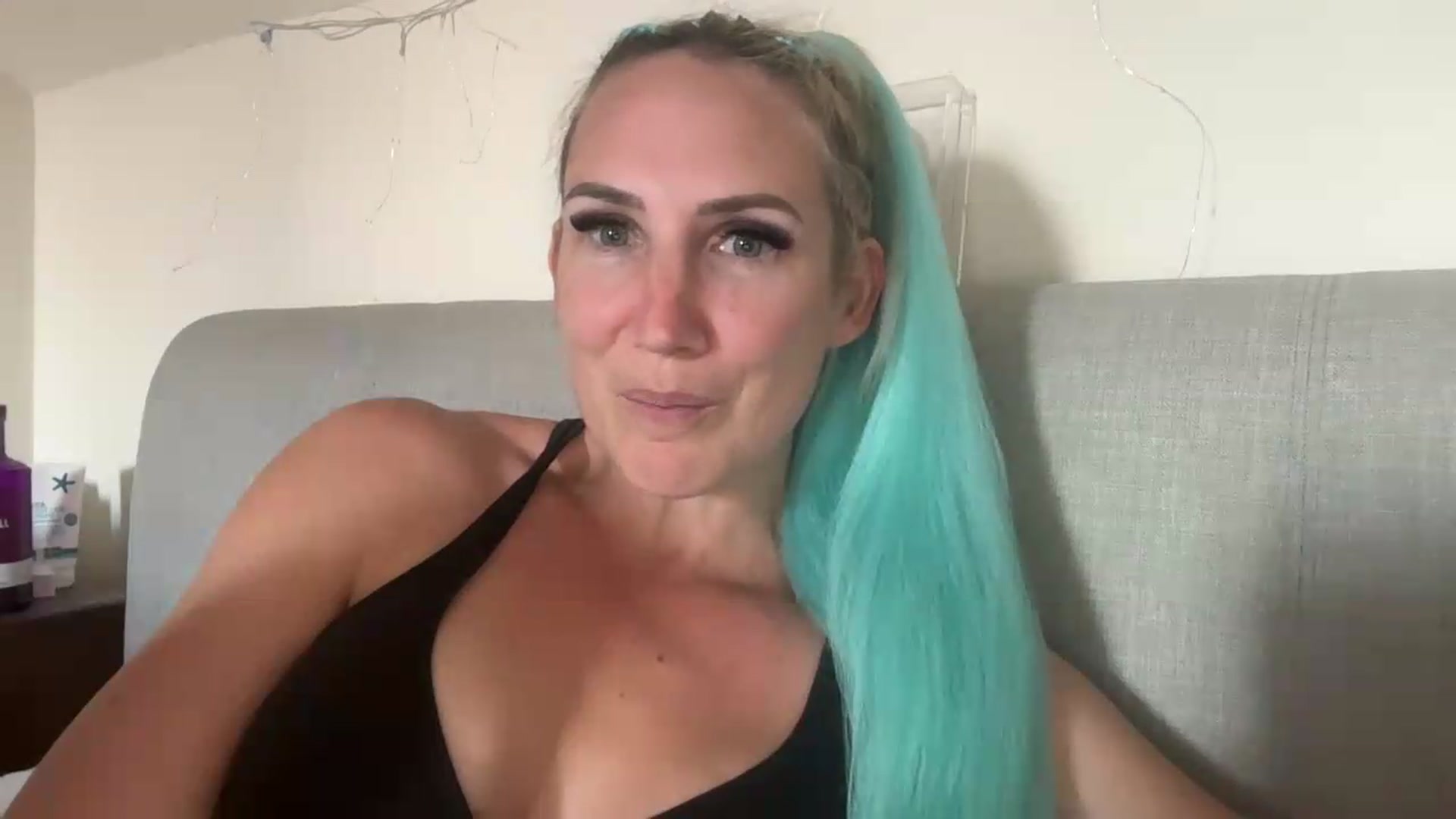 Gallery image thumbnail from Bellanoirxx's myfreecams stream on, 07/20/2026, 11:52 image 8 of 20