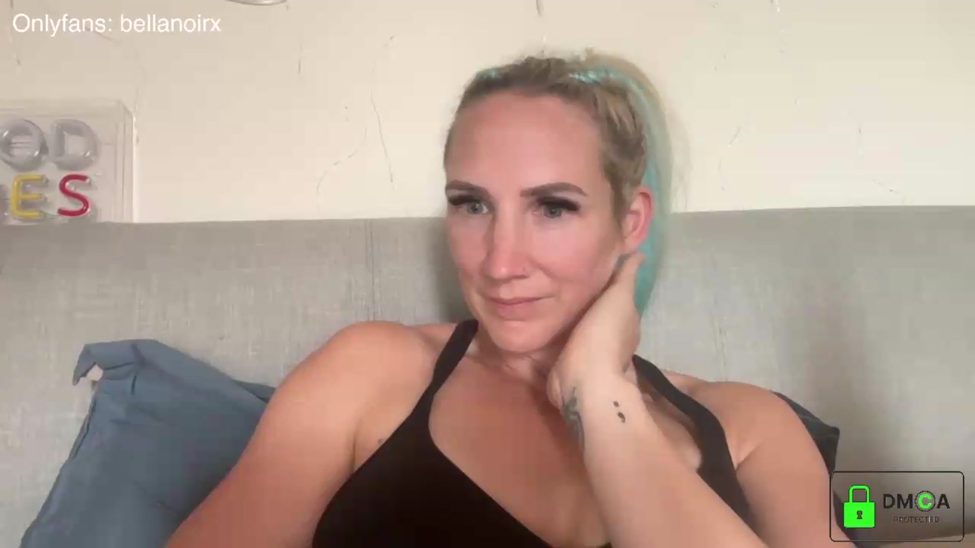 Gallery image thumbnail from Bellanoirxx's myfreecams stream on, 07/21/2026, 10:22 image 12 of 20