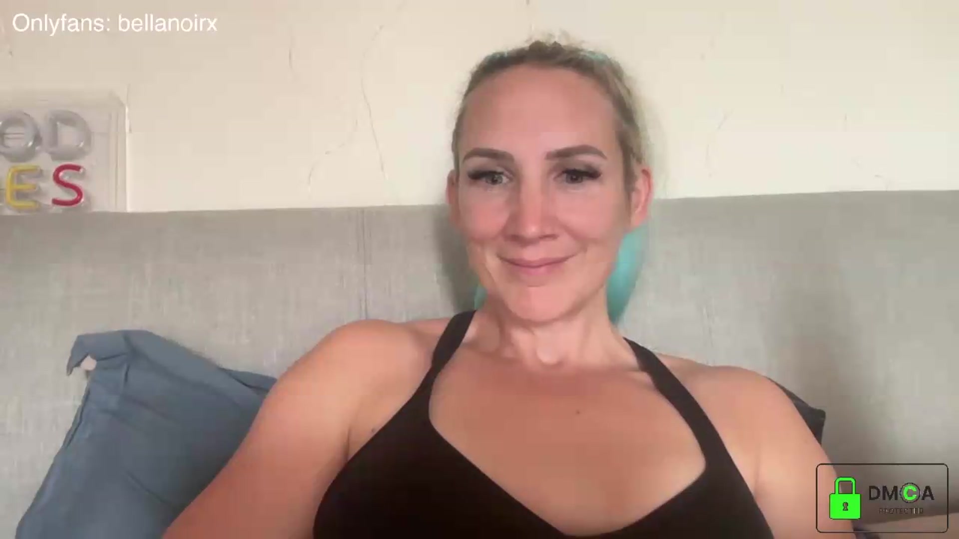Gallery image thumbnail from Bellanoirxx's myfreecams stream on, 07/21/2026, 10:22 image 11 of 20