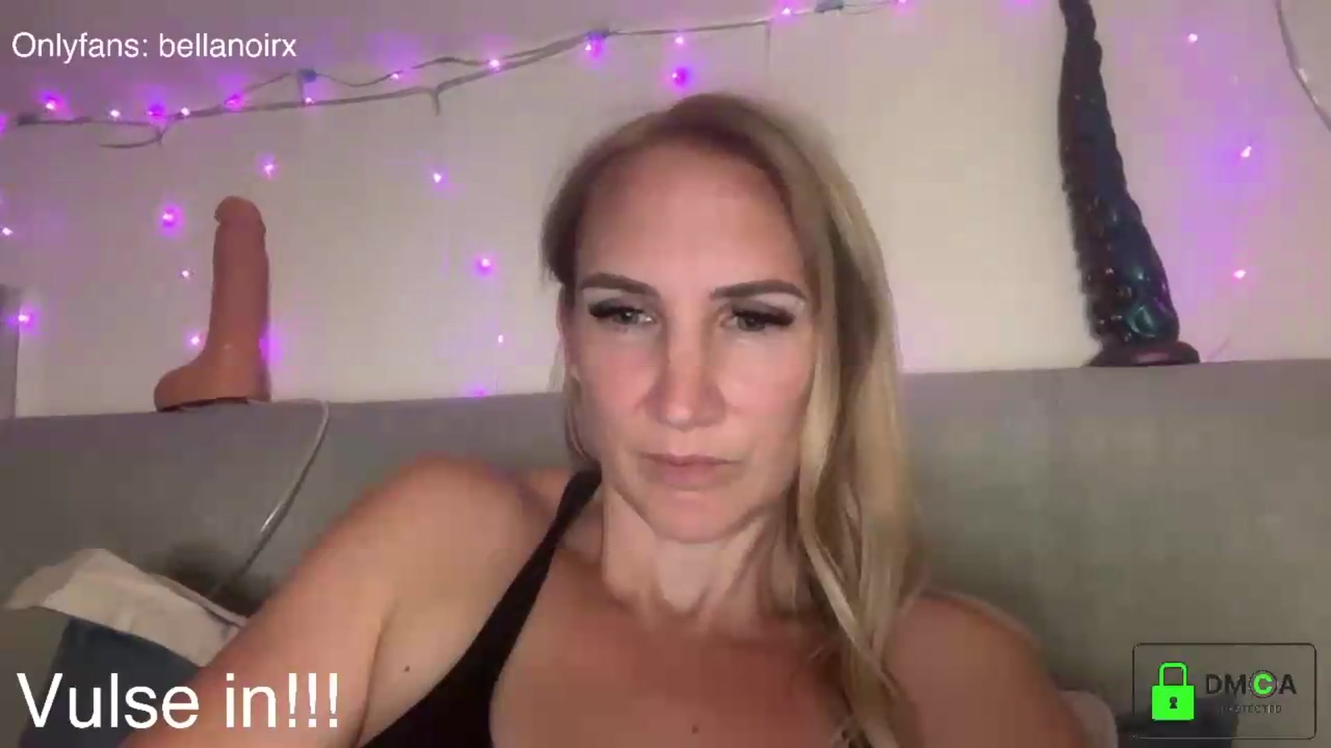 Gallery image thumbnail from Bellanoirxx's myfreecams stream on, 07/23/2026, 23:10 image 16 of 20