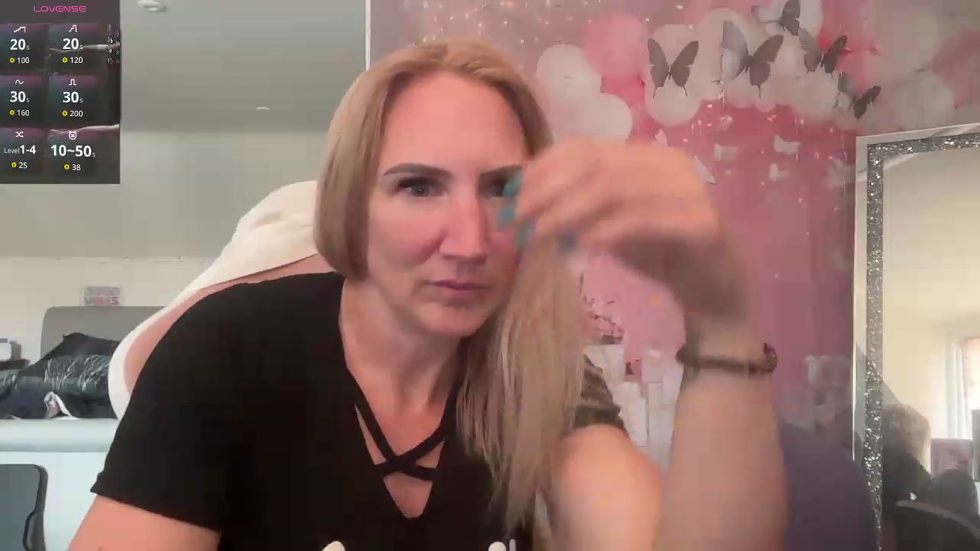 Gallery image thumbnail from Bellanoirxx's myfreecams stream on, 07/27/2026, 11:19 image 15 of 20