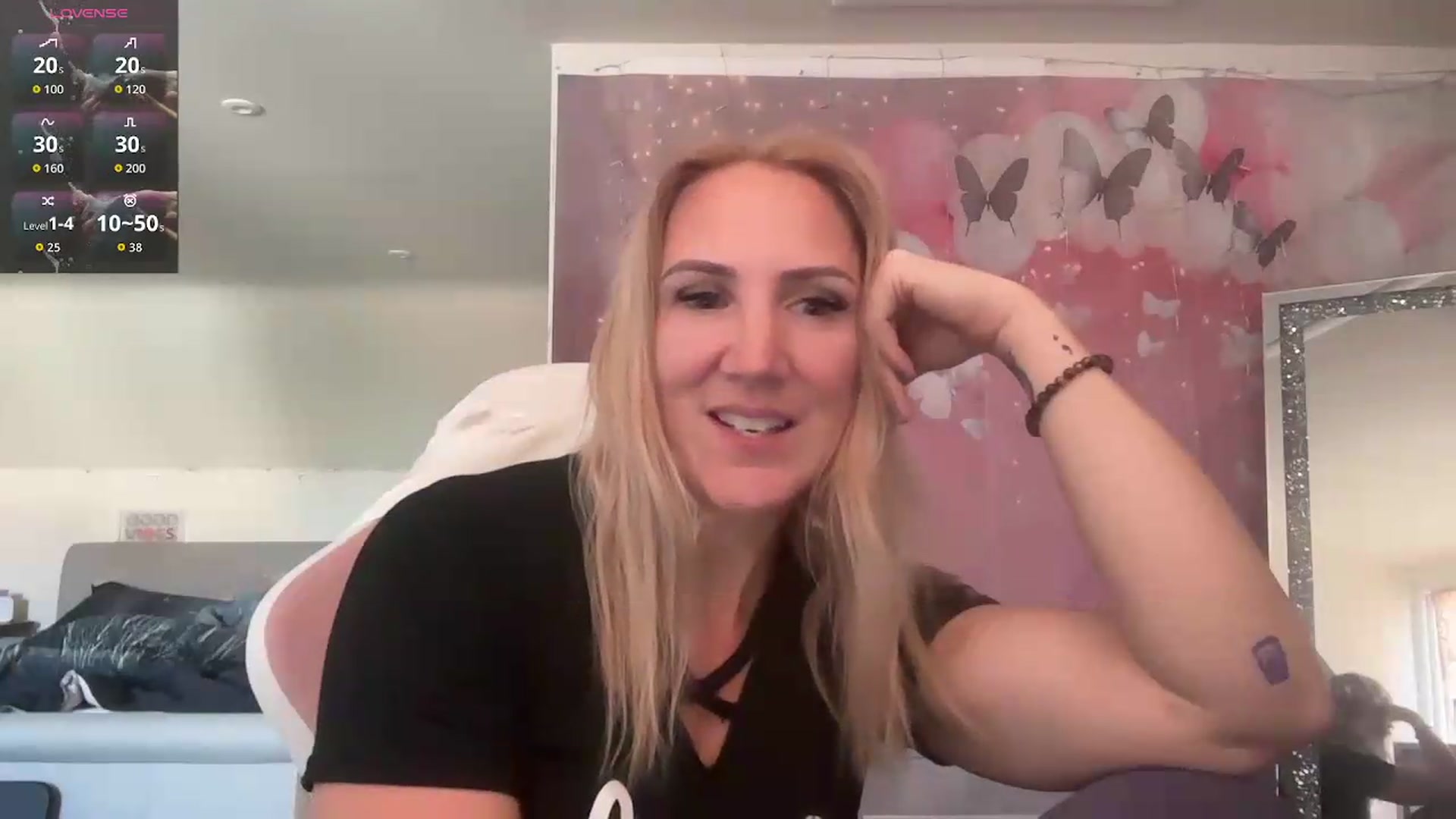 Gallery image thumbnail from Bellanoirxx's myfreecams stream on, 07/27/2026, 13:21 image 6 of 20