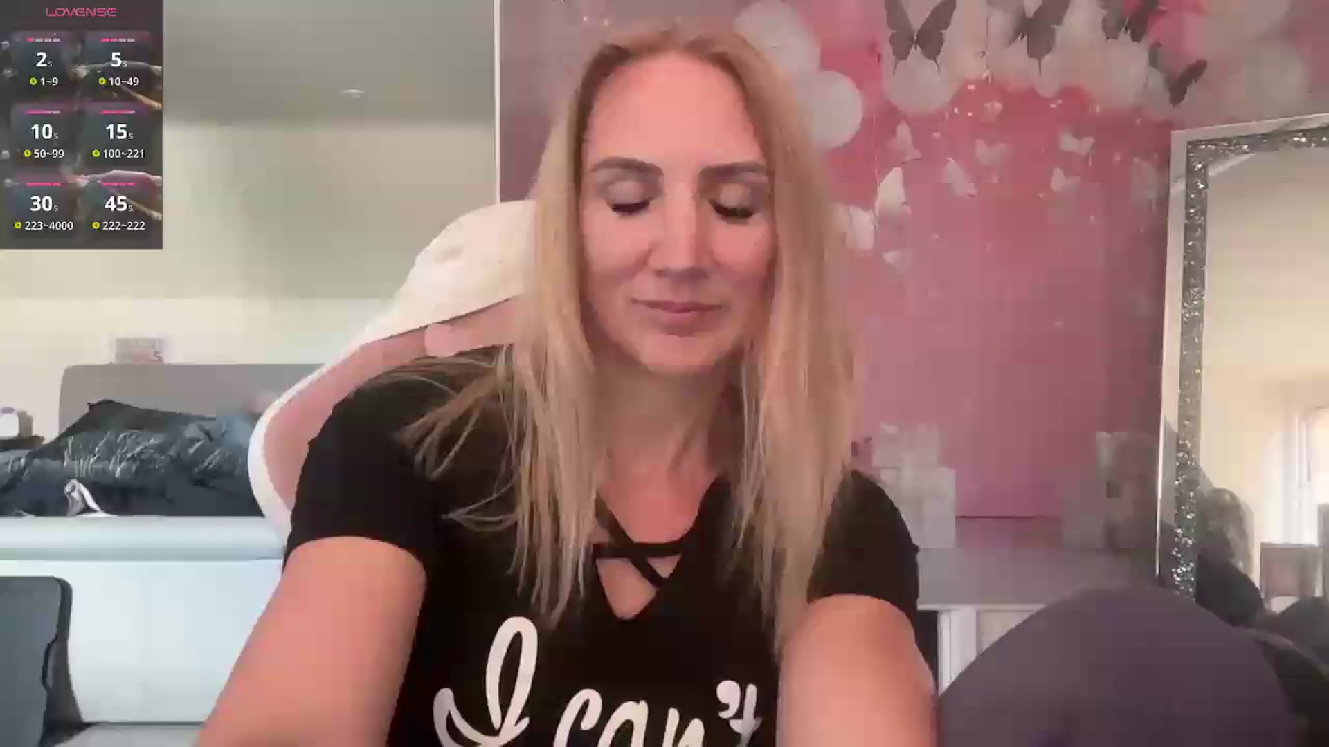Gallery image thumbnail from Bellanoirxx's myfreecams stream on, 07/27/2026, 13:21 image 14 of 20