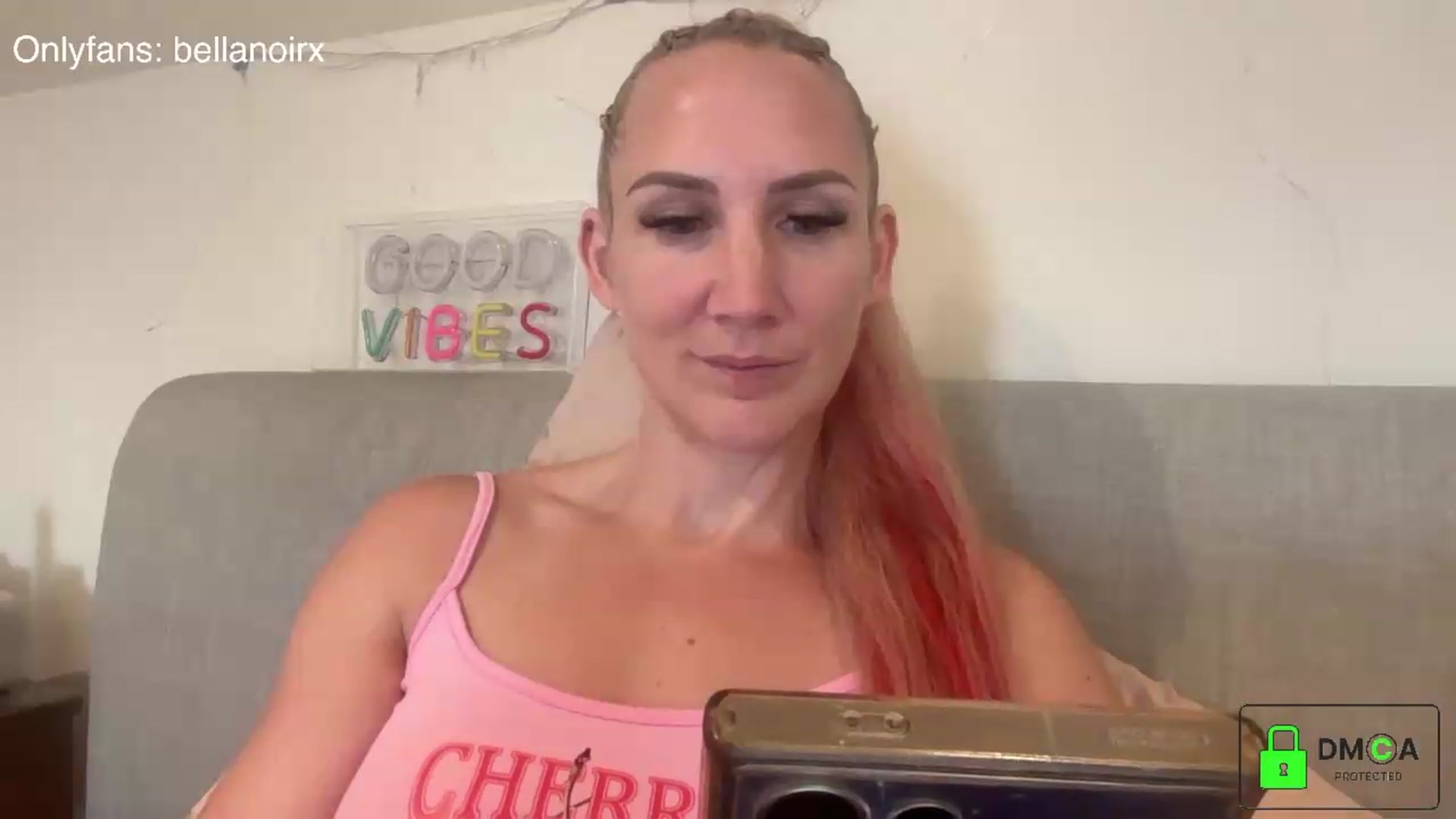 Gallery image thumbnail from Bellanoirxx's myfreecams stream on, 08/04/2026, 09:31 image 19 of 20