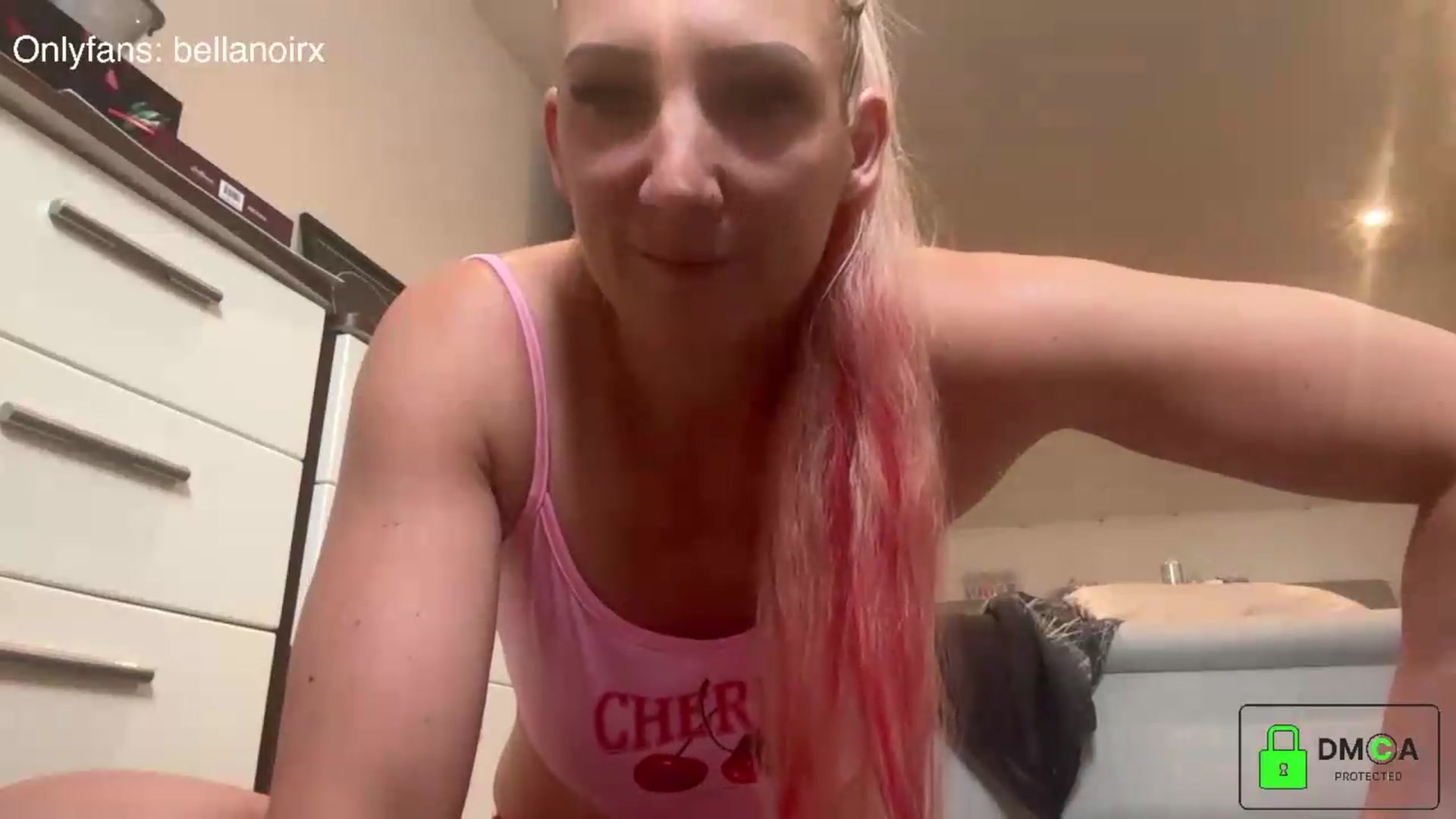Gallery image thumbnail from Bellanoirxx's myfreecams stream on, 08/04/2026, 10:16 image 9 of 20