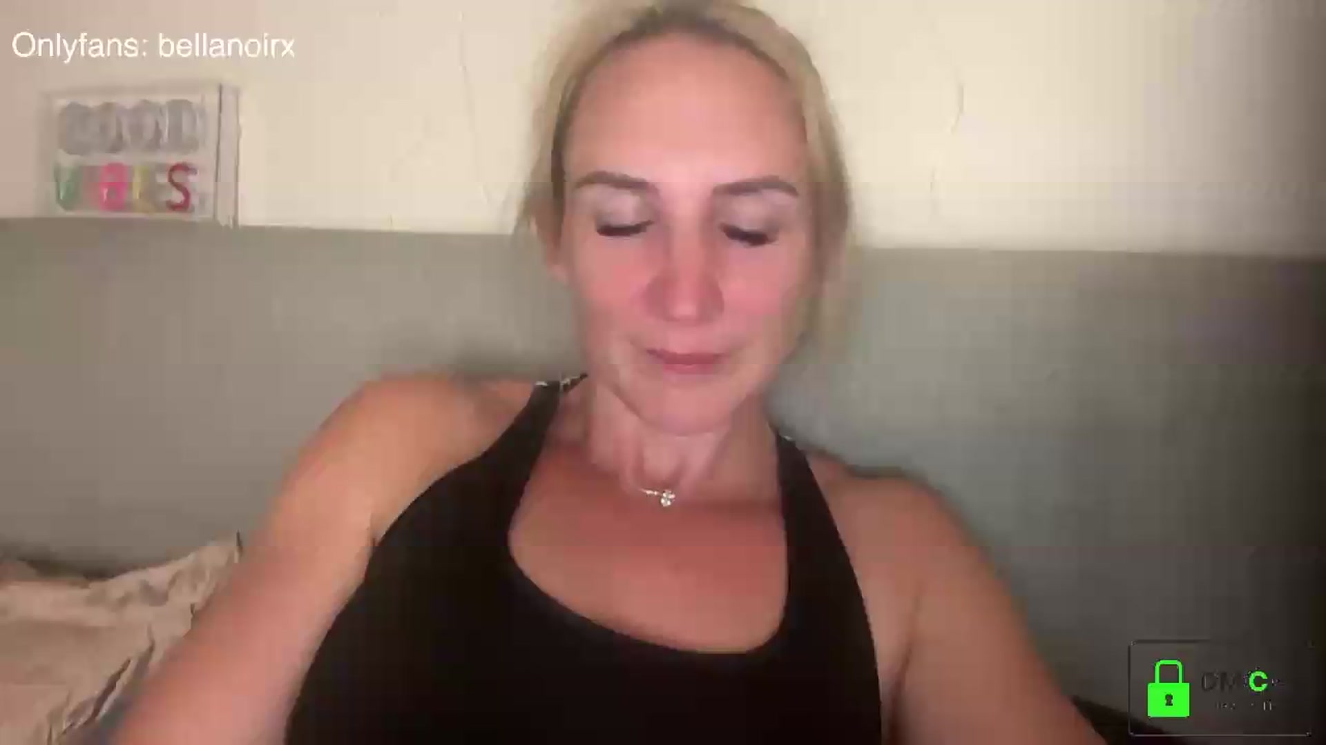 Gallery image thumbnail from Bellanoirxx's myfreecams stream on, 08/20/2026, 21:56 image 5 of 20