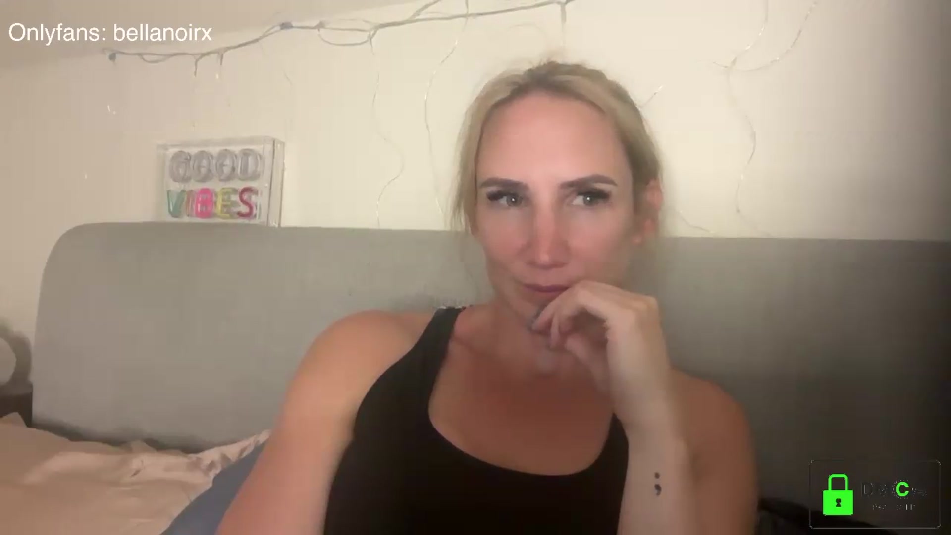 Gallery image thumbnail from Bellanoirxx's myfreecams stream on, 08/20/2026, 21:56 image 2 of 20