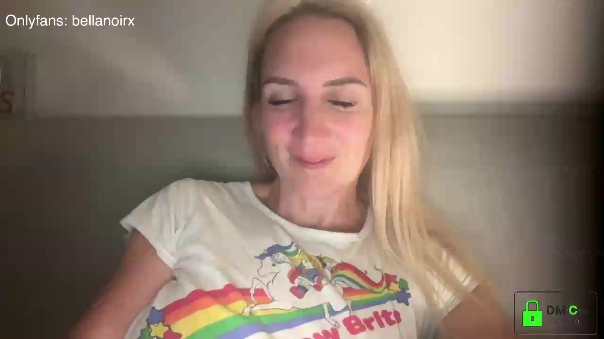 Gallery image thumbnail from Bellanoirxx's myfreecams stream on, 08/21/2026, 21:34 image 1 of 20