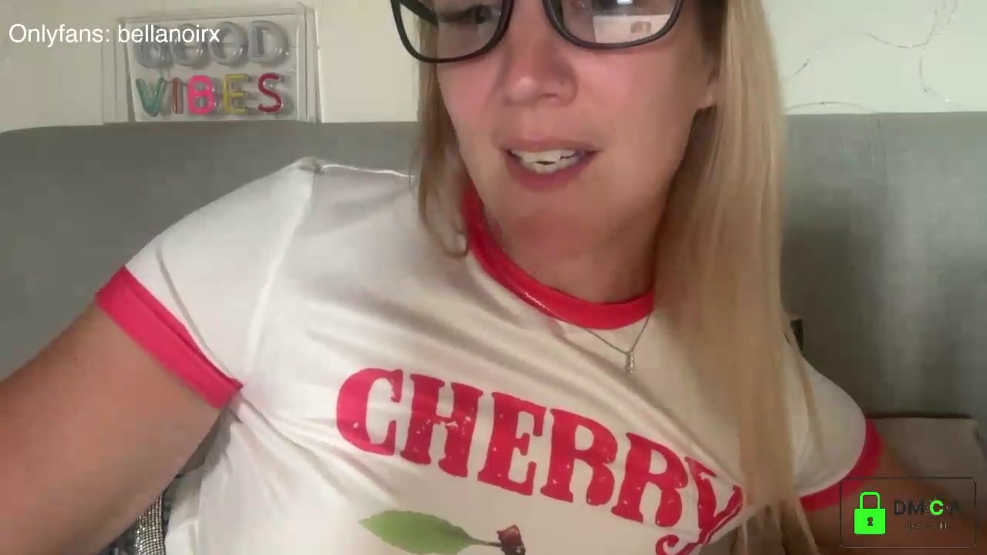 Gallery image thumbnail from Bellanoirxx's myfreecams stream on, 08/24/2026, 16:56 image 4 of 20