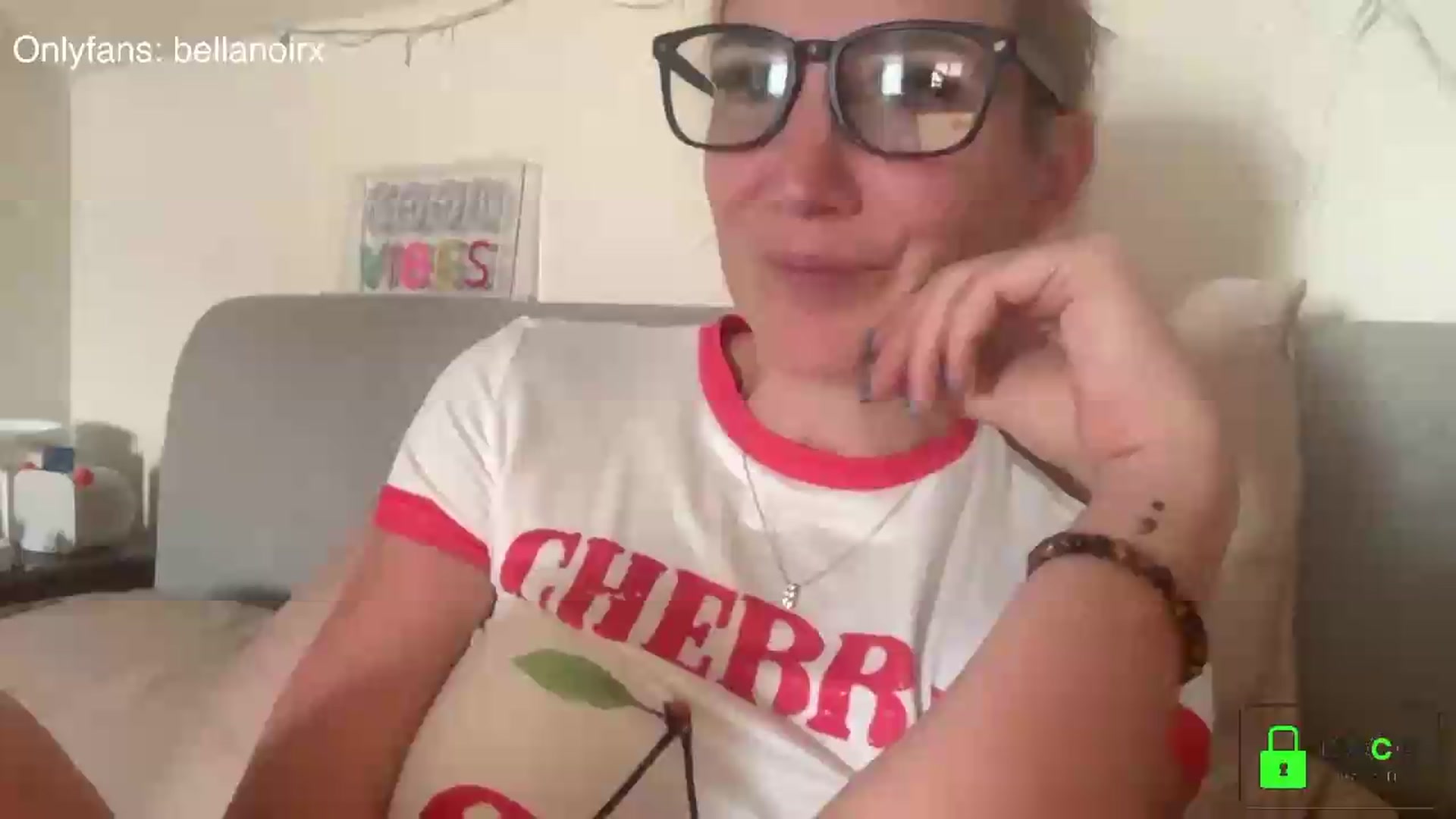 Gallery image thumbnail from Bellanoirxx's myfreecams stream on, 08/26/2026, 12:31 image 1 of 20