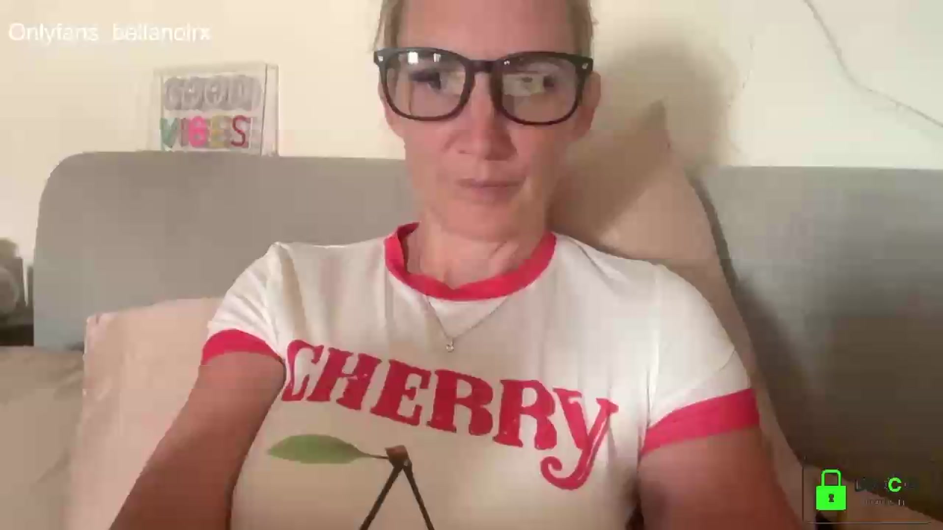 Gallery image thumbnail from Bellanoirxx's myfreecams stream on, 08/26/2026, 17:55 image 1 of 20