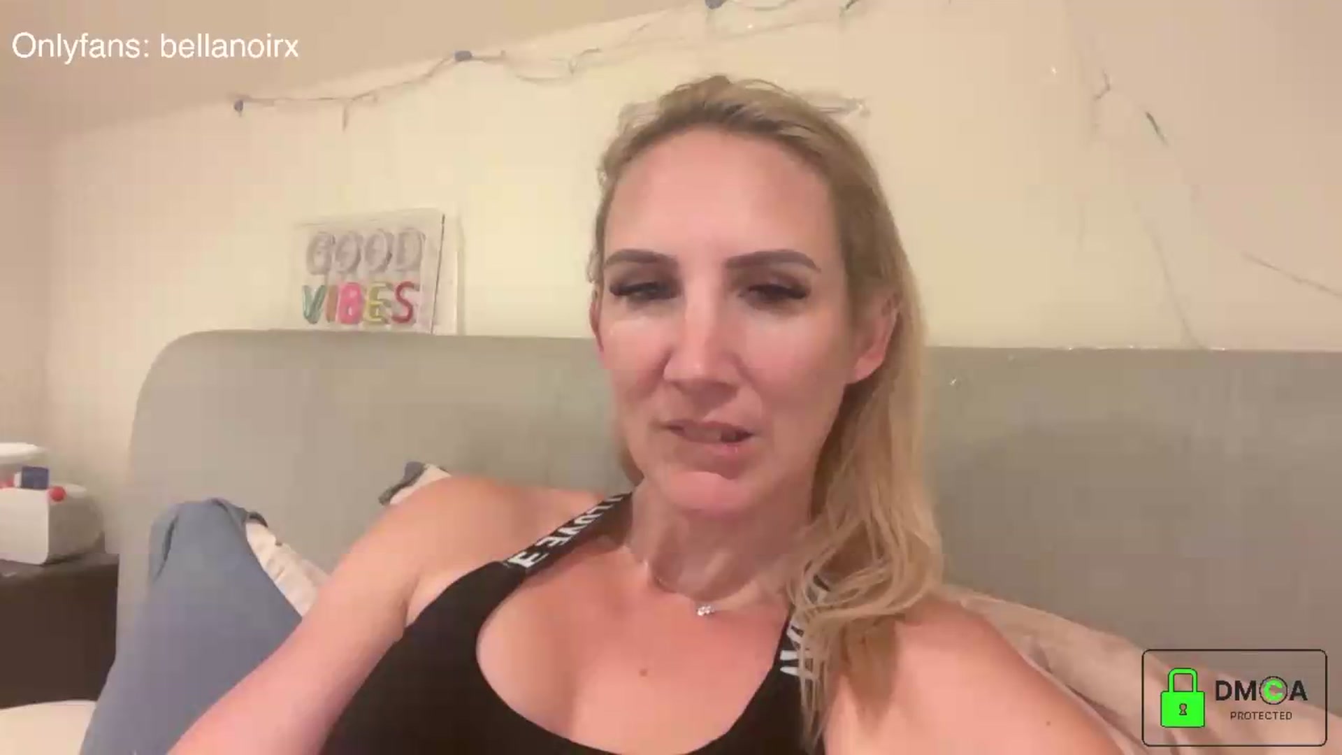 Gallery image thumbnail from Bellanoirxx's myfreecams stream on, 08/27/2026, 21:41 image 20 of 20