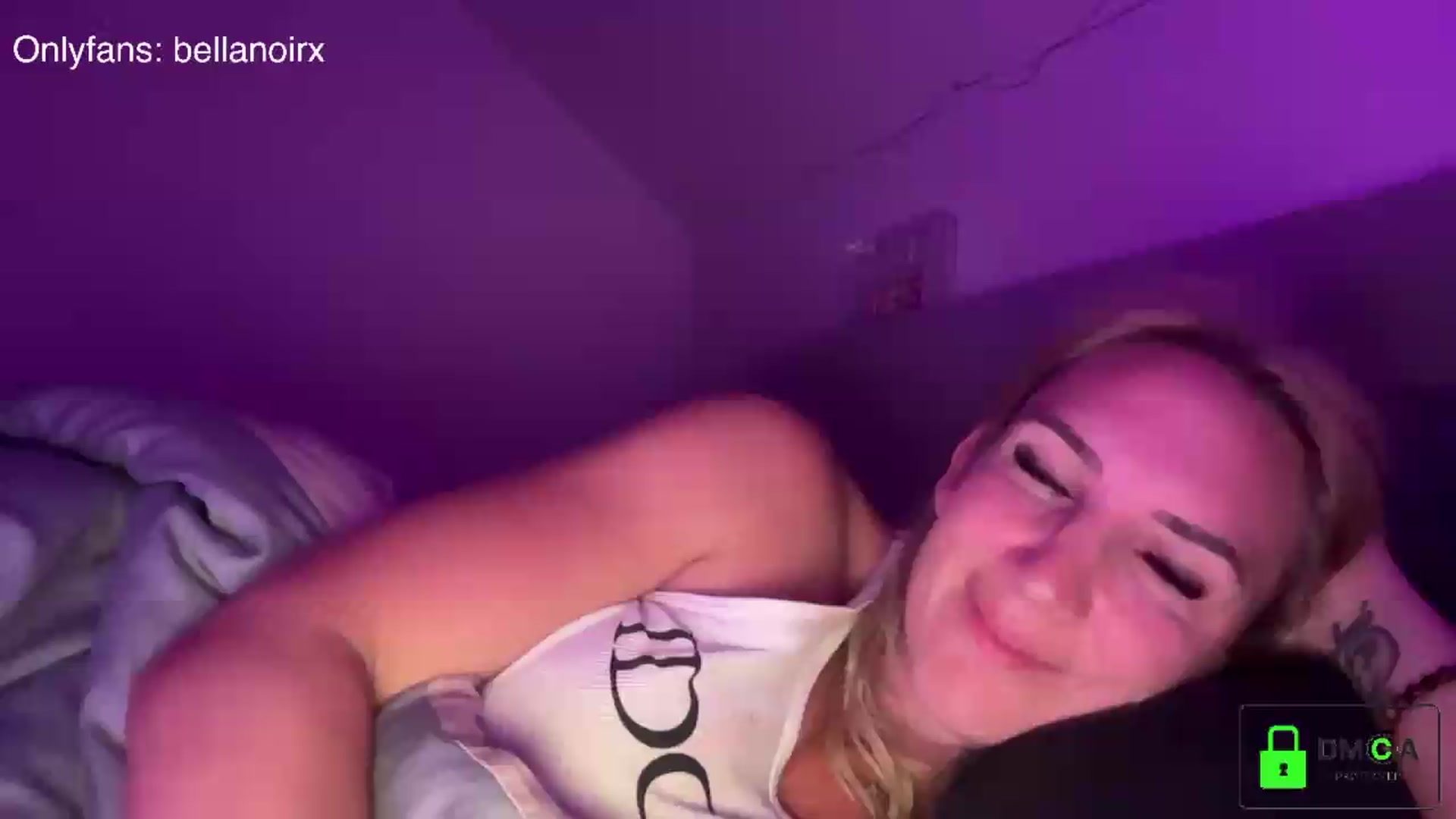 Gallery image thumbnail from Bellanoirxx's myfreecams stream on, 08/31/2026, 24:51 image 12 of 20