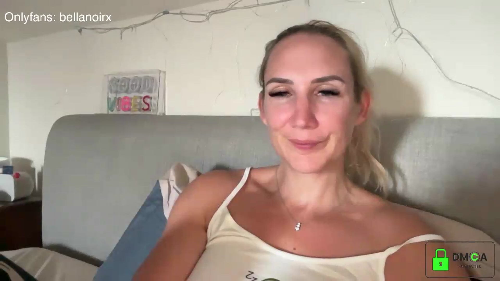 Gallery image thumbnail from Bellanoirxx's myfreecams stream on, 09/02/2026, 10:05 image 20 of 20