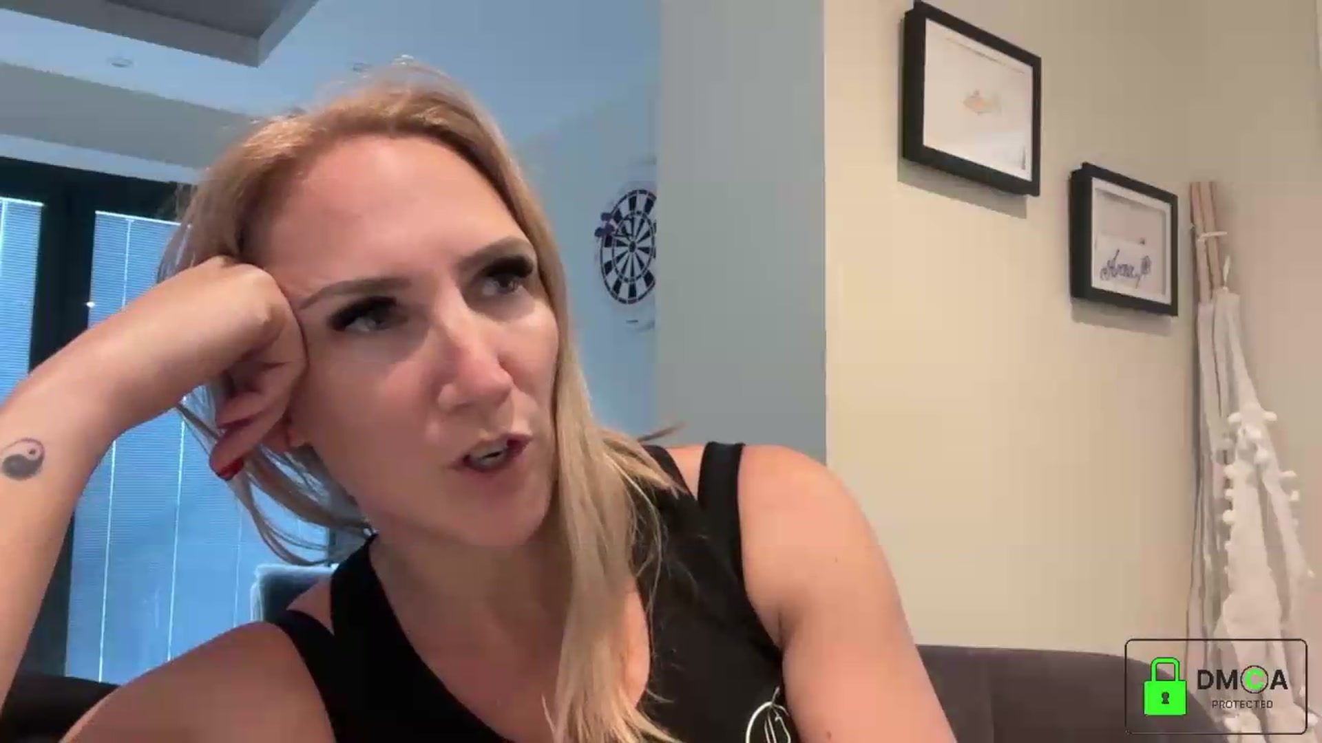 Gallery image thumbnail from Bellanoirxx's myfreecams stream on, 09/07/2026, 10:32 image 3 of 20