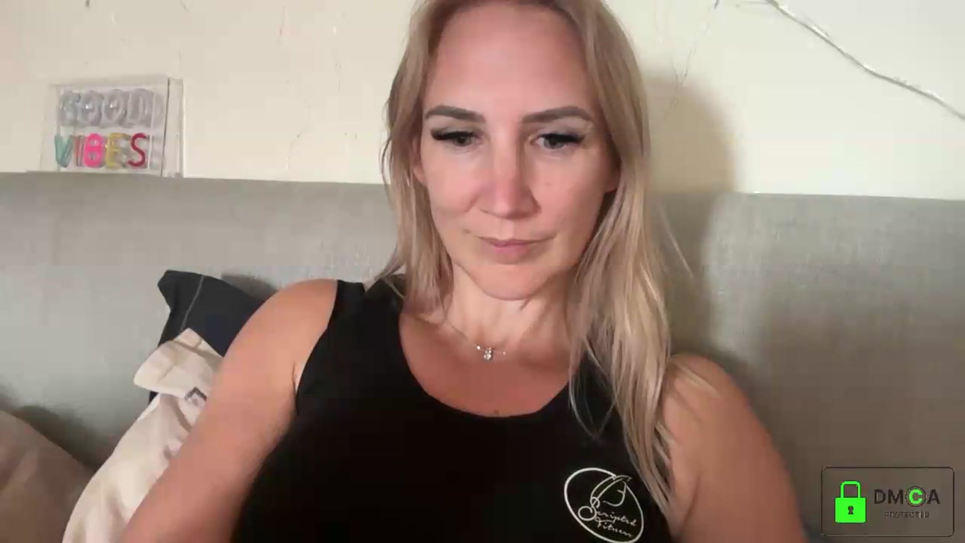 Gallery image thumbnail from Bellanoirxx's myfreecams stream on, 09/07/2026, 10:32 image 20 of 20