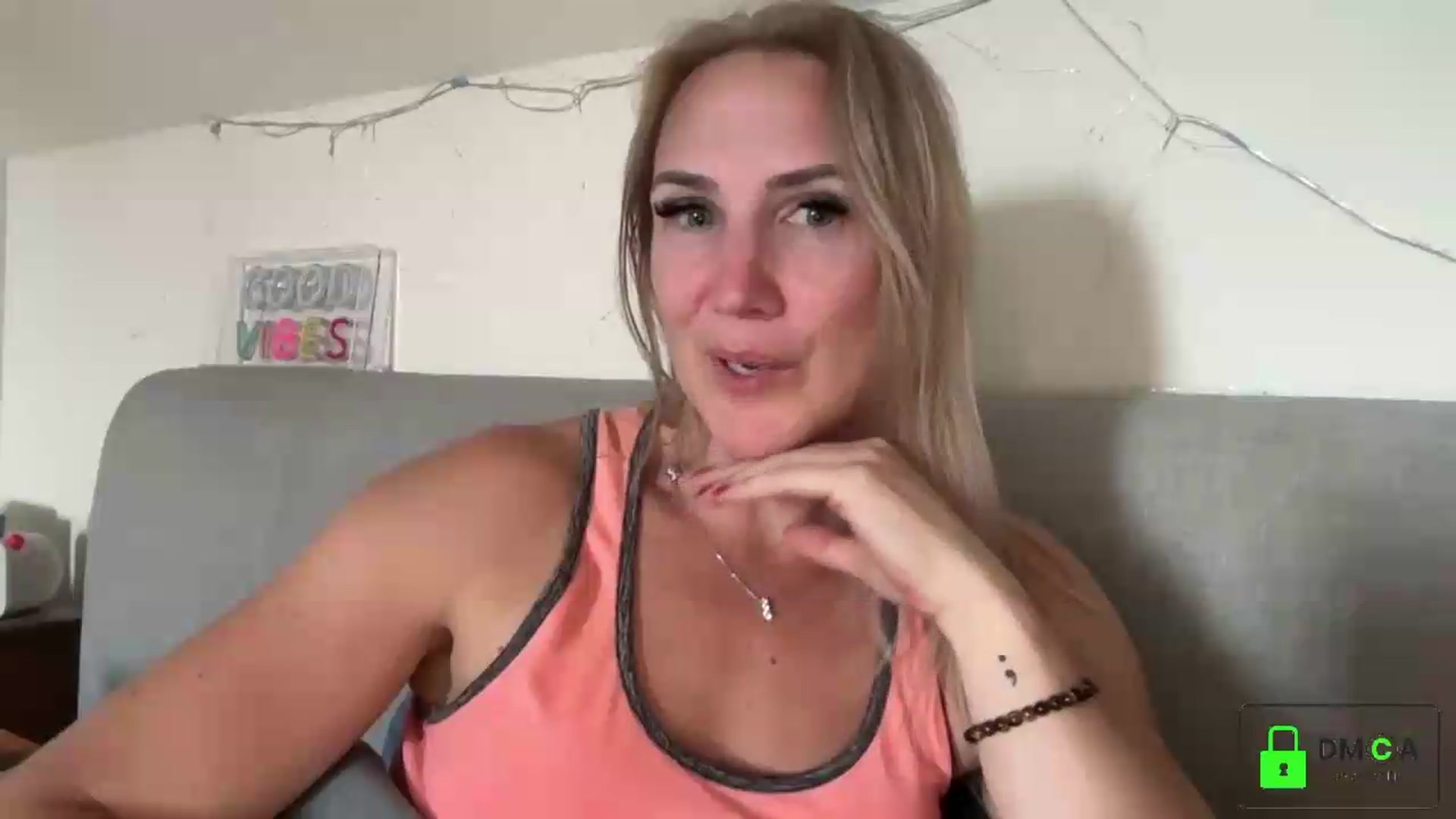 Gallery image thumbnail from Bellanoirxx's myfreecams stream on, 09/10/2026, 14:02 image 6 of 20