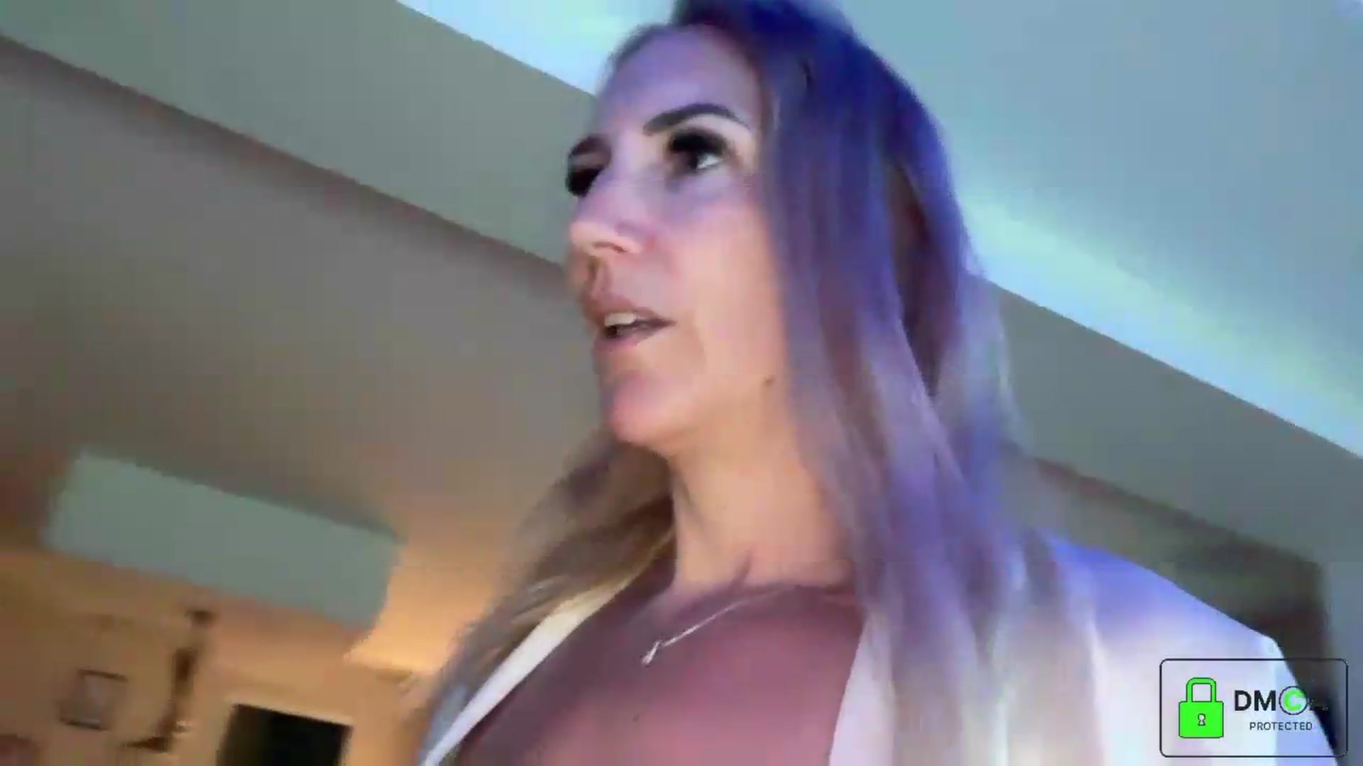Gallery image thumbnail from Bellanoirxx's myfreecams stream on, 09/15/2026, 06:19 image 12 of 20