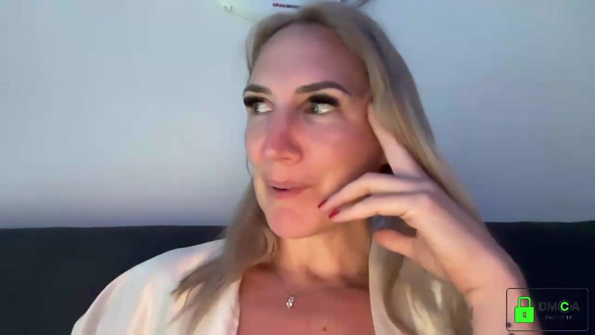 Gallery image thumbnail from Bellanoirxx's myfreecams stream on, 09/15/2026, 06:19 image 13 of 20