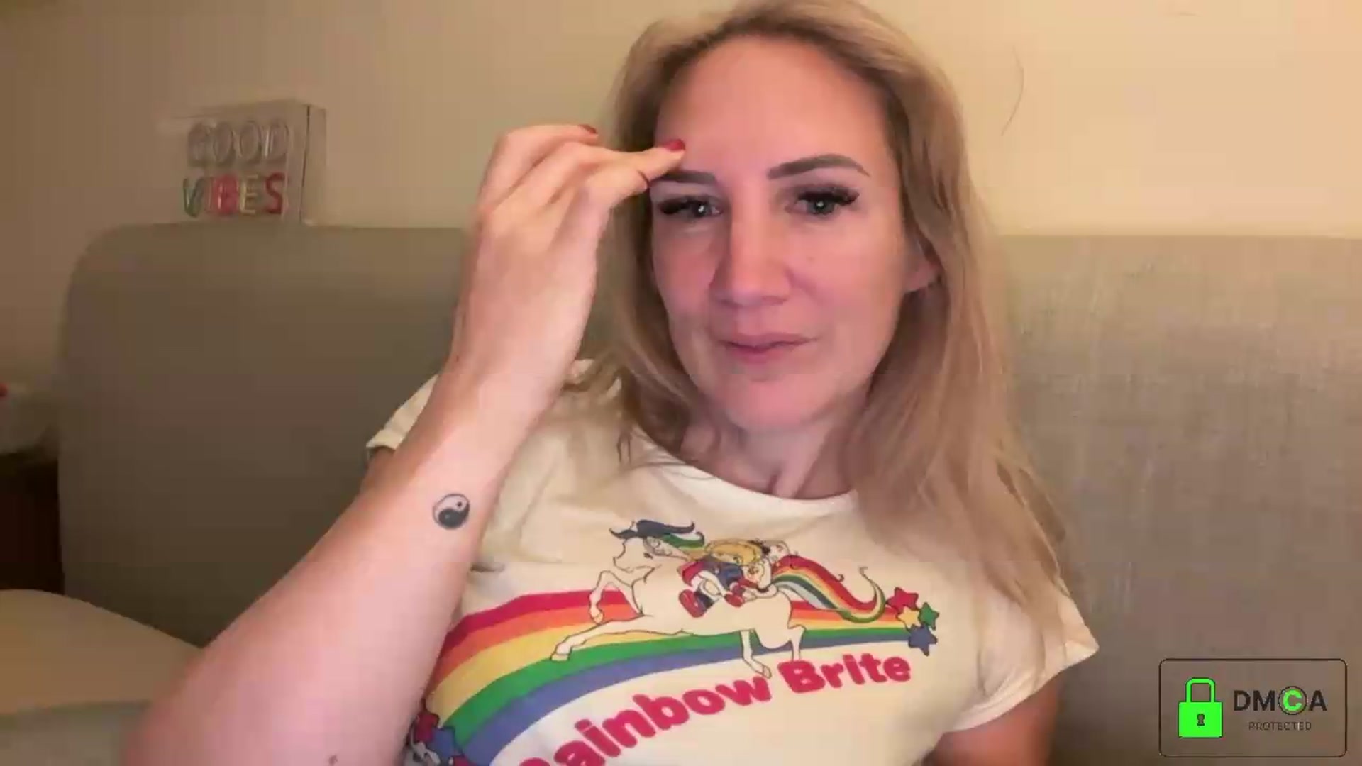 Gallery image thumbnail from Bellanoirxx's myfreecams stream on, 09/19/2026, 04:12 image 3 of 20