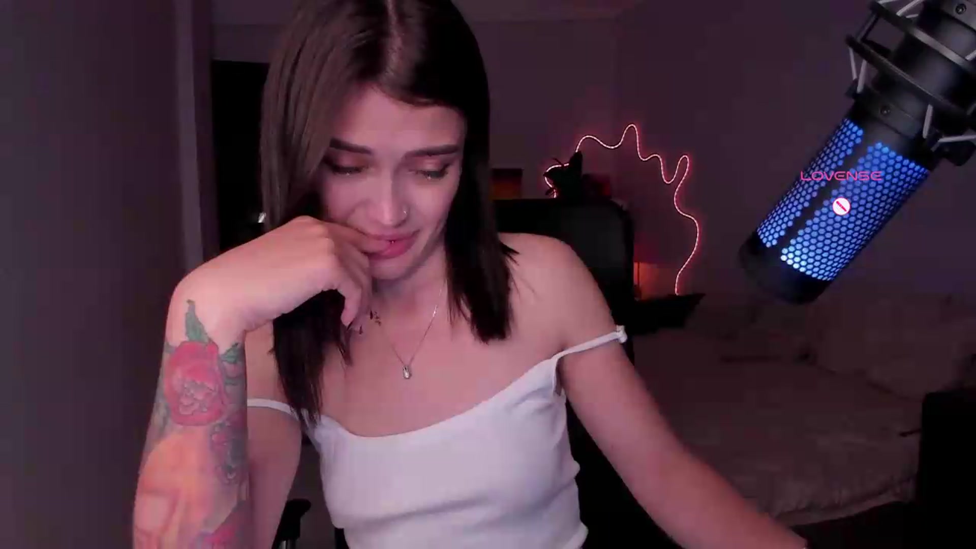 Gallery image thumbnail from Bellatix's myfreecams stream on, 06/28/2026, 15:33 image 13 of 20