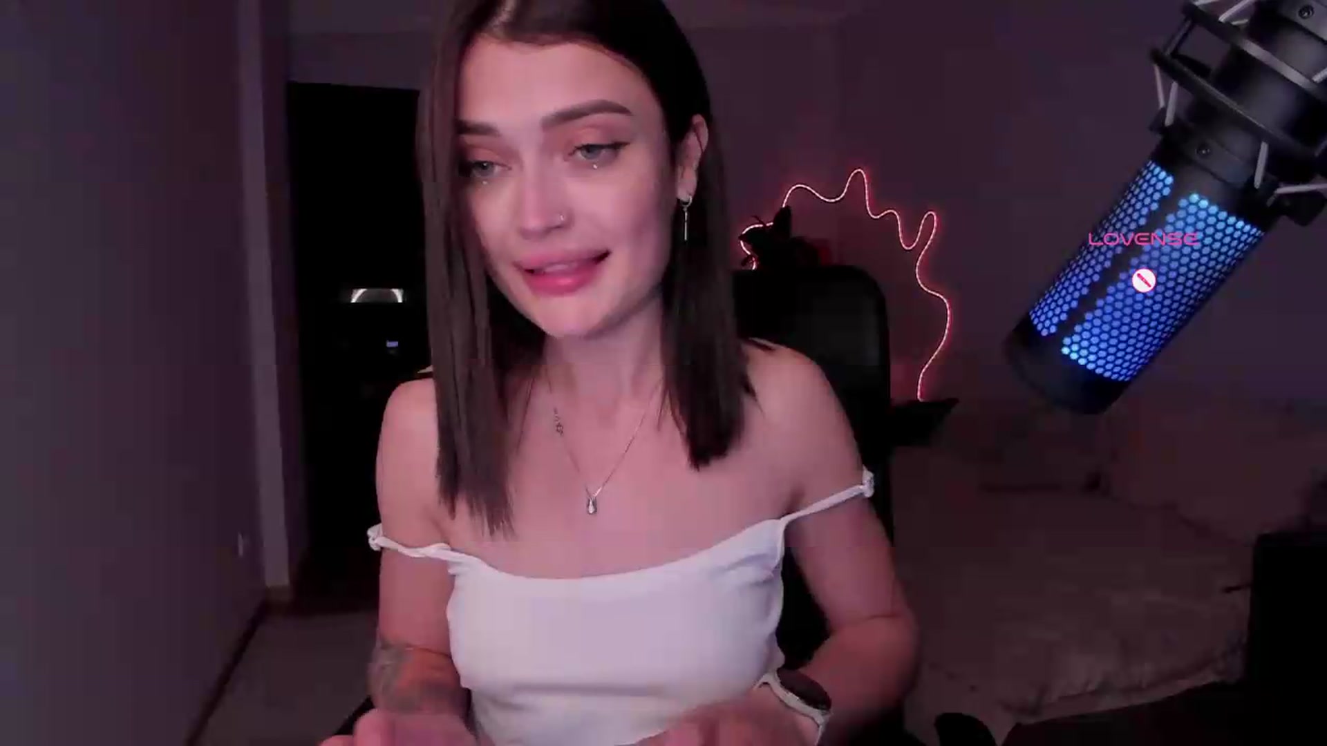 Gallery image thumbnail from Bellatix's myfreecams stream on, 06/28/2026, 15:33 image 12 of 20