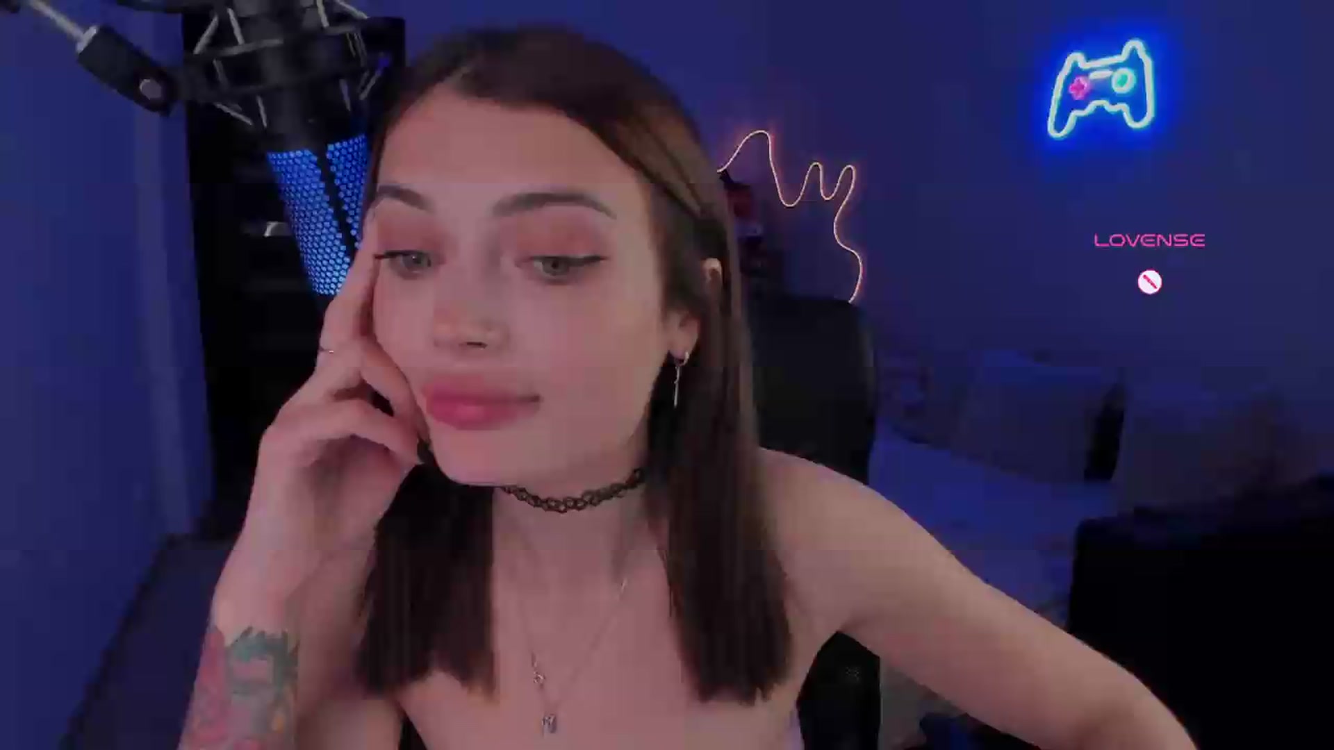 Gallery image thumbnail from Bellatix's myfreecams stream on, 07/26/2026, 11:57 image 3 of 20