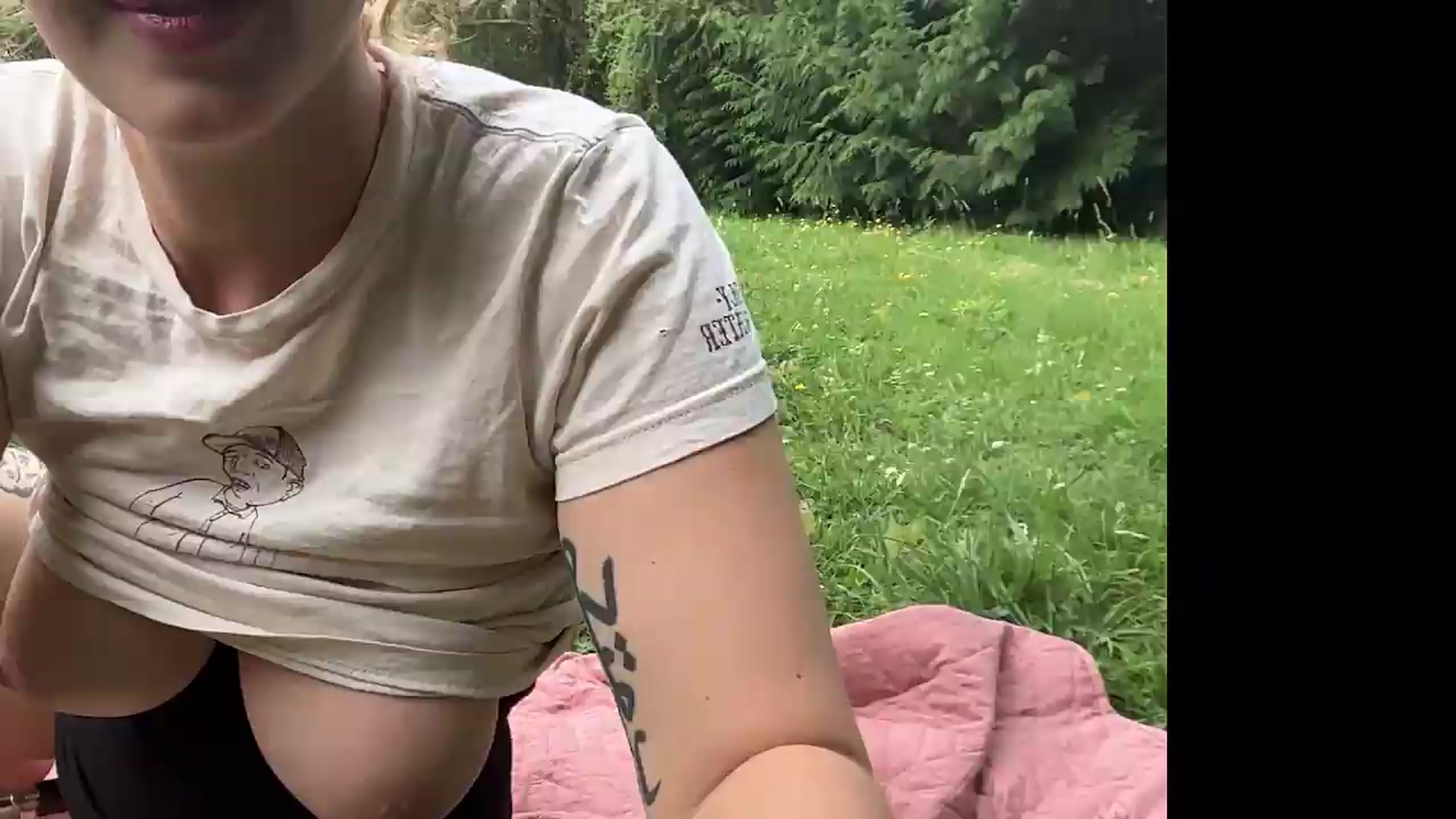 Gallery image thumbnail from Bellazeebub's myfreecams stream on, 07/05/2026, 16:59 image 1 of 20