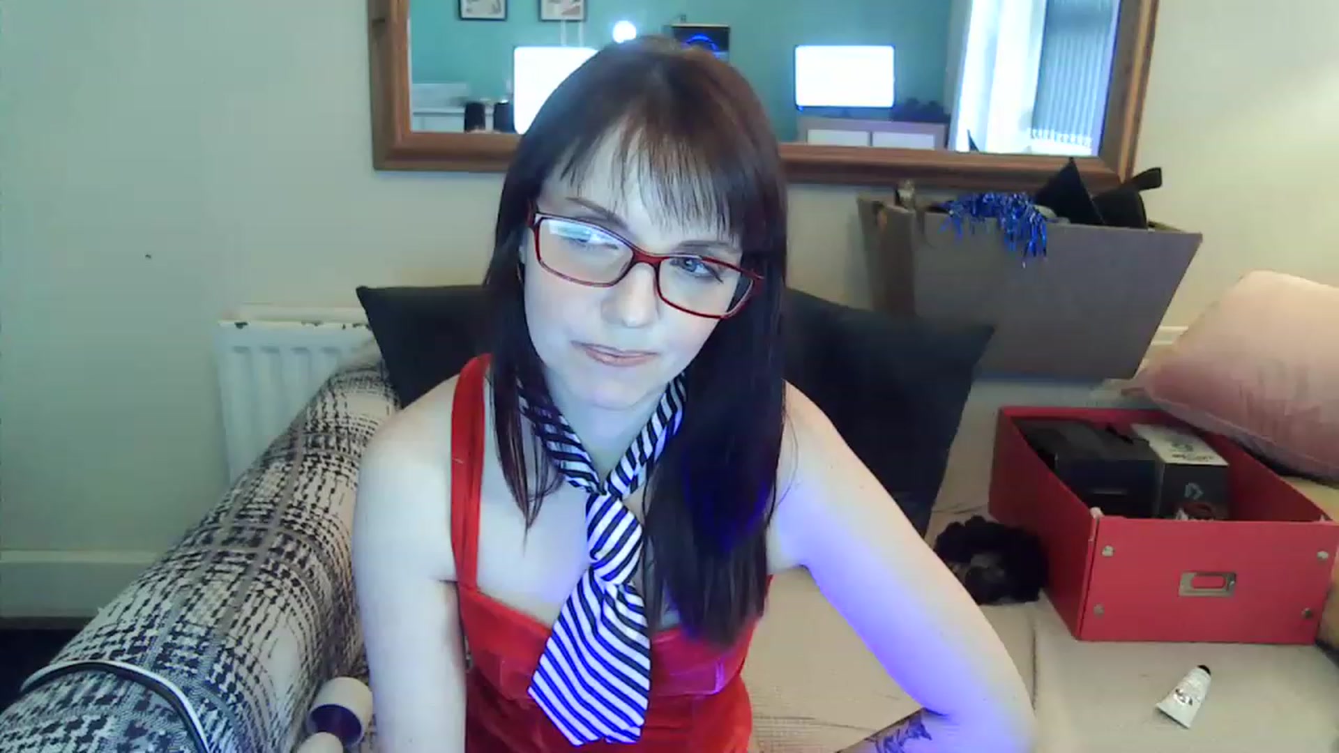 Gallery image thumbnail from BelleBlake's myfreecams stream on, 12/21/2022, 13:48 image 18 of 20