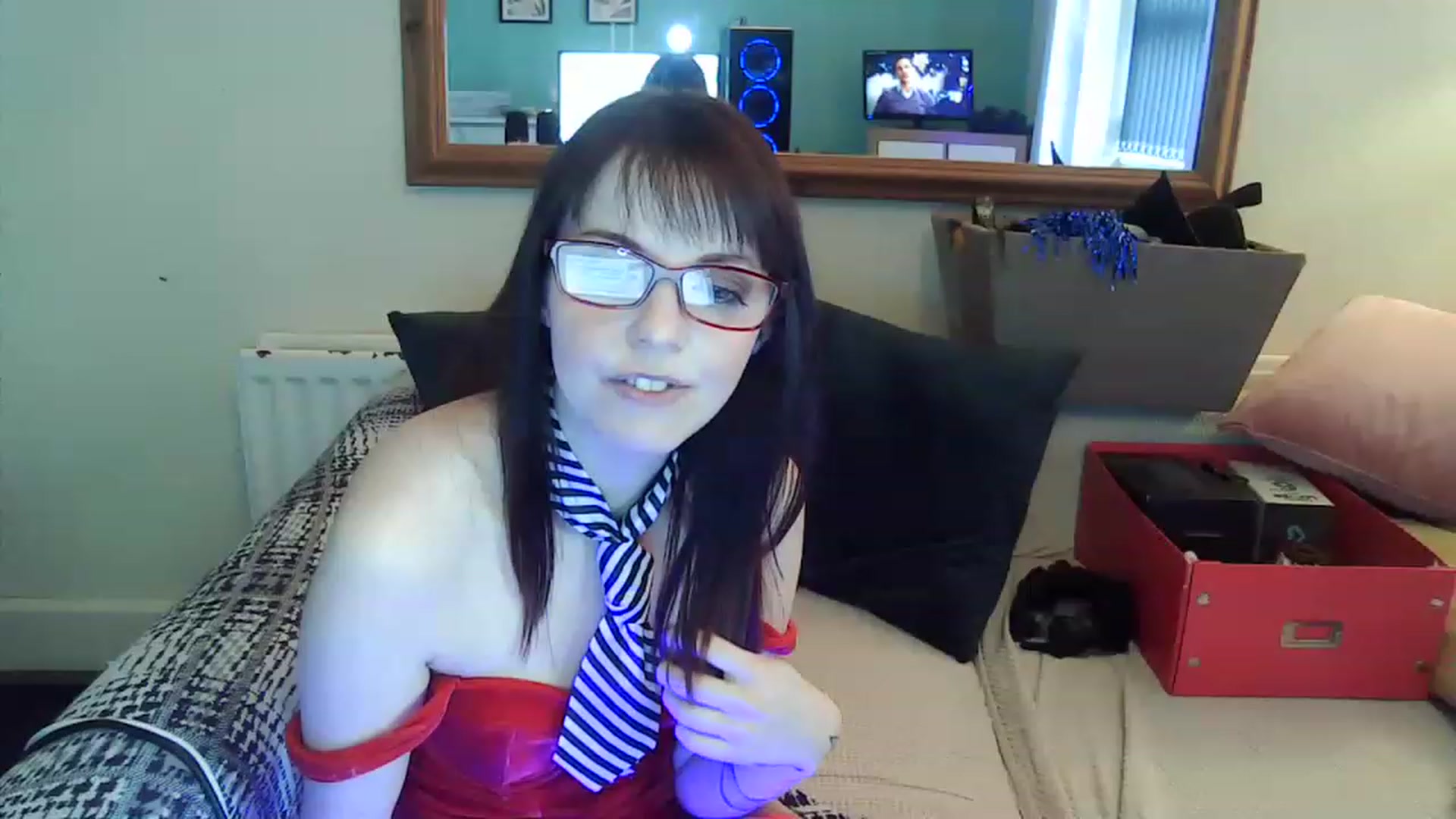 Gallery image thumbnail from BelleBlake's myfreecams stream on, 12/21/2022, 13:48 image 12 of 20