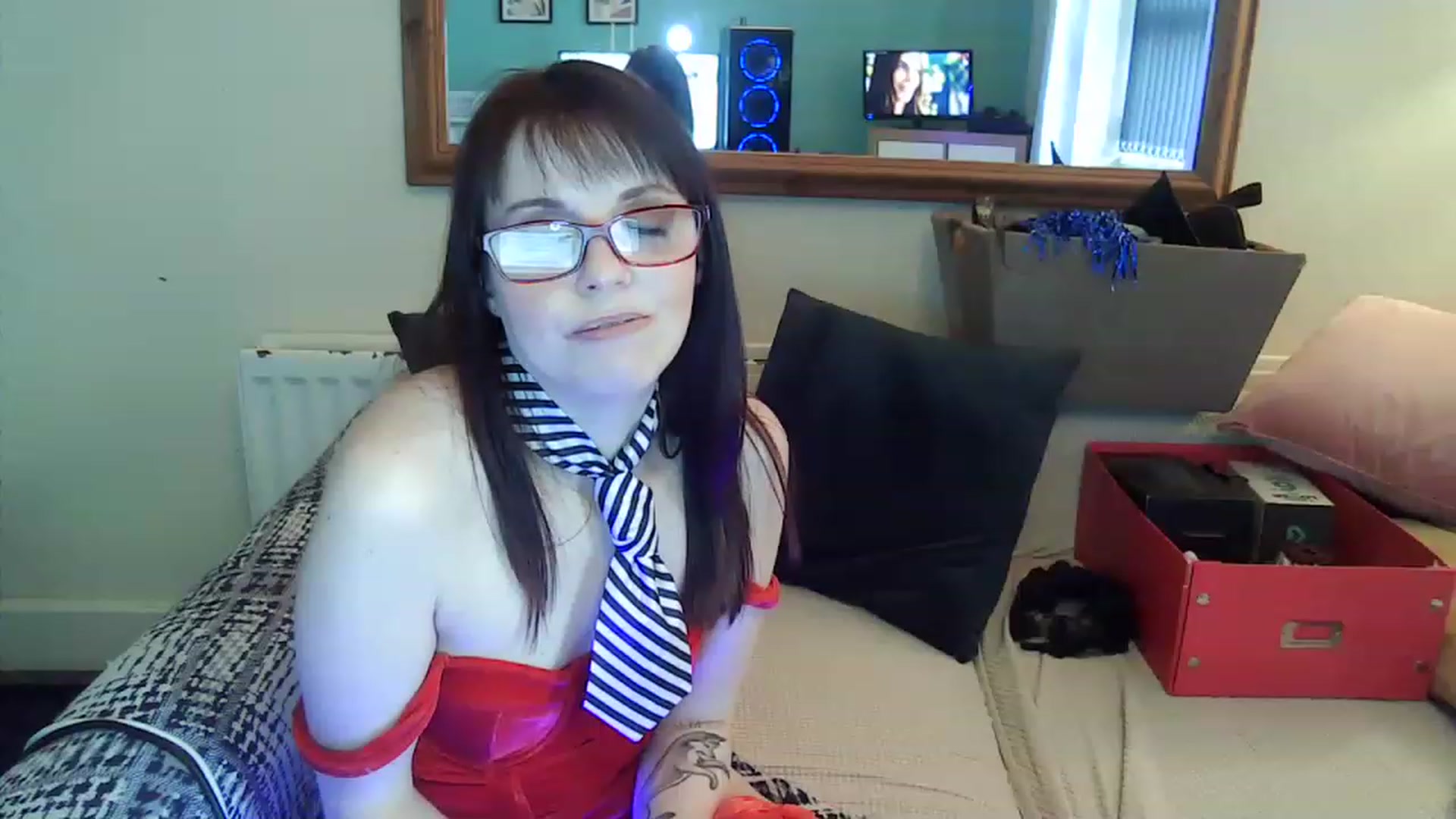 Gallery image thumbnail from BelleBlake's myfreecams stream on, 12/21/2022, 13:48 image 9 of 20