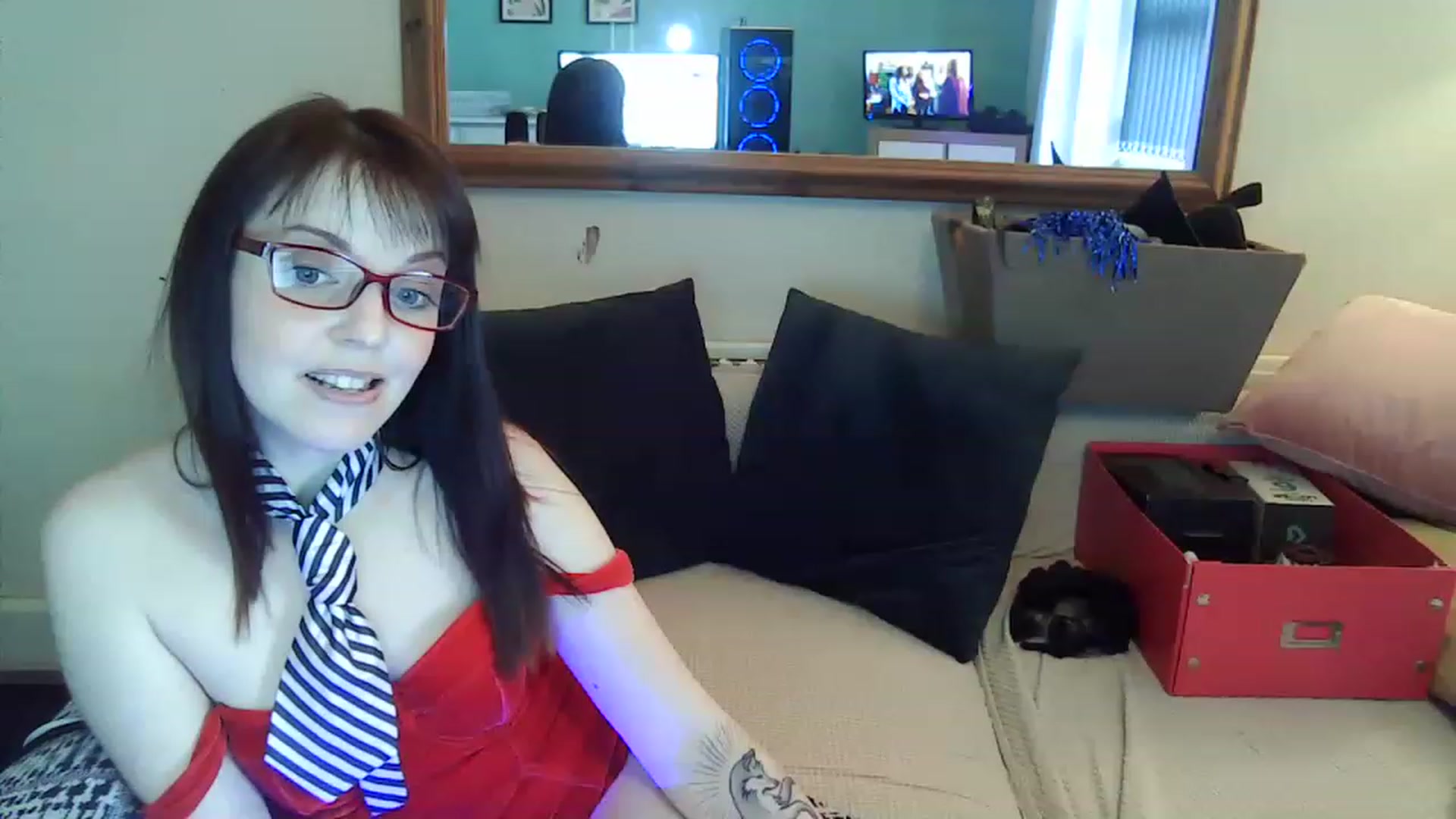 Gallery image thumbnail from BelleBlake's myfreecams stream on, 12/21/2022, 13:48 image 7 of 20