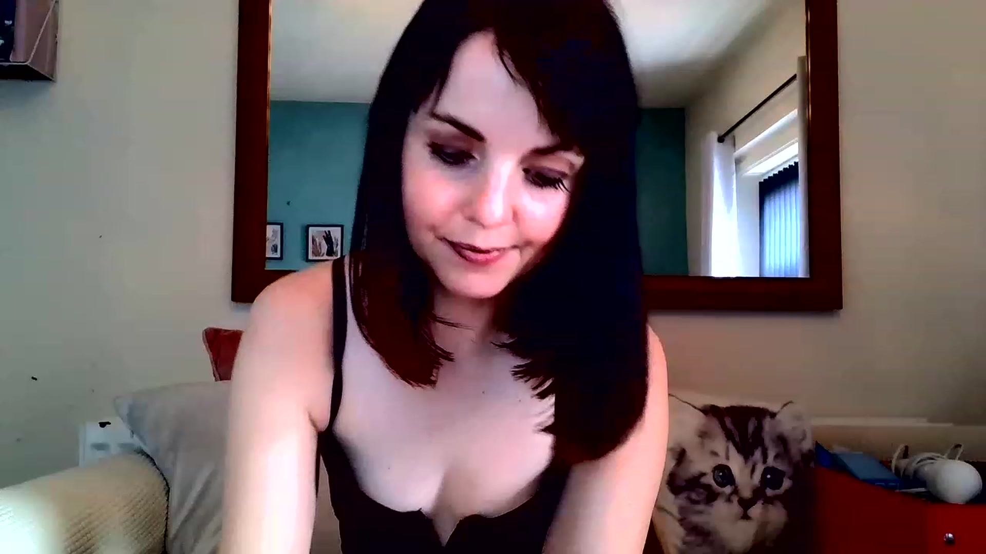 Gallery image thumbnail from BelleBlake's myfreecams stream on, 12/29/2022, 12:32 image 2 of 20
