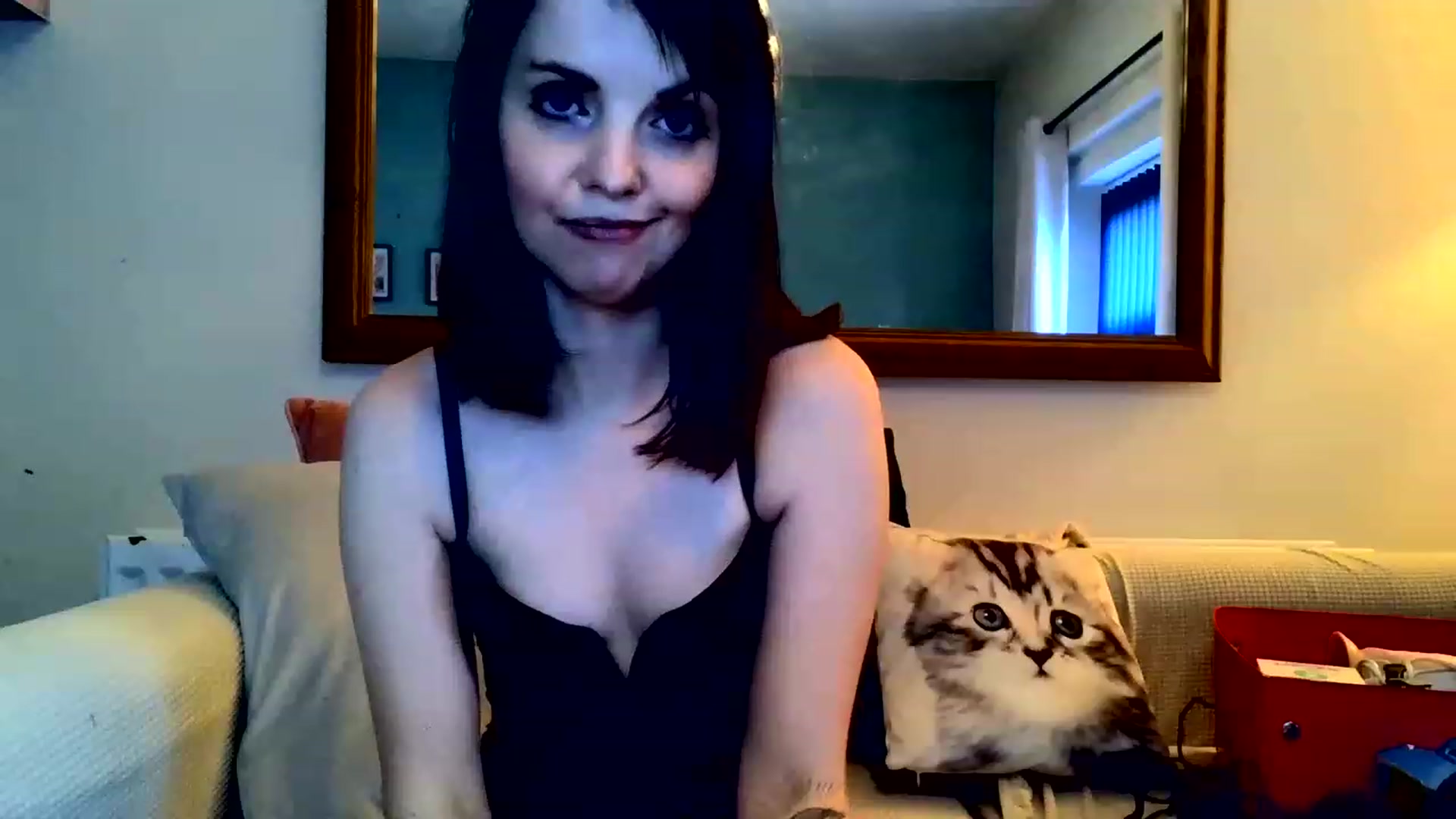 Gallery image thumbnail from BelleBlake's myfreecams stream on, 12/29/2022, 13:59 image 17 of 20