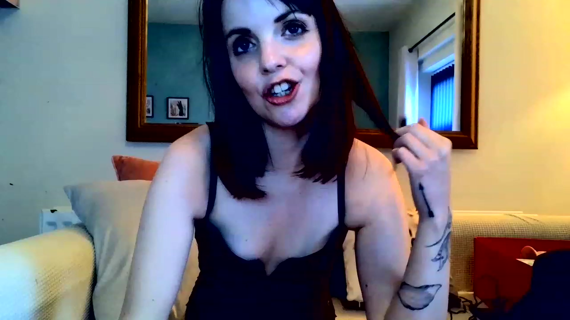 Gallery image thumbnail from BelleBlake's myfreecams stream on, 12/29/2022, 13:59 image 12 of 20