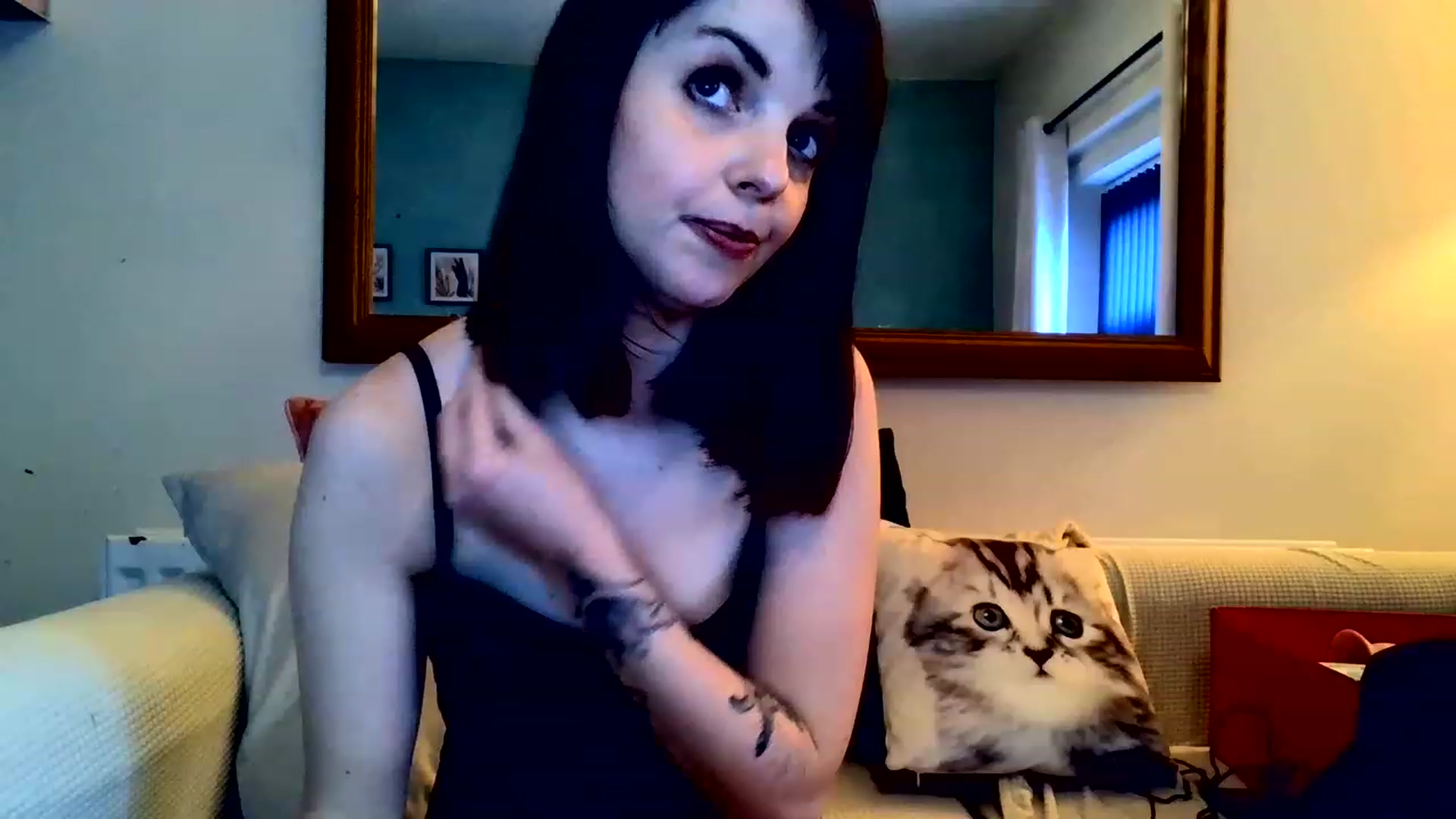 Gallery image thumbnail from BelleBlake's myfreecams stream on, 12/29/2022, 13:59 image 2 of 20
