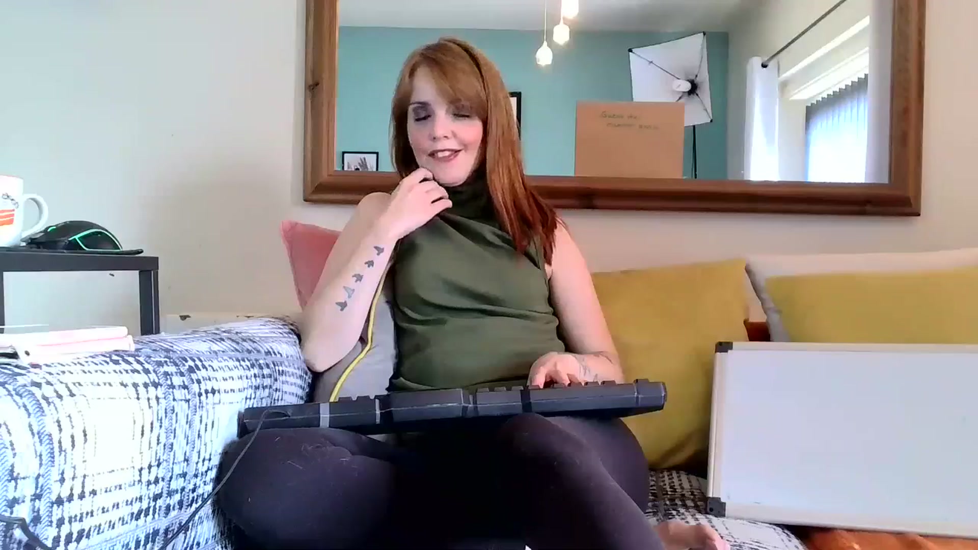 Gallery image thumbnail from BelleBlake's myfreecams stream on, 08/29/2023, 12:17 image 15 of 20