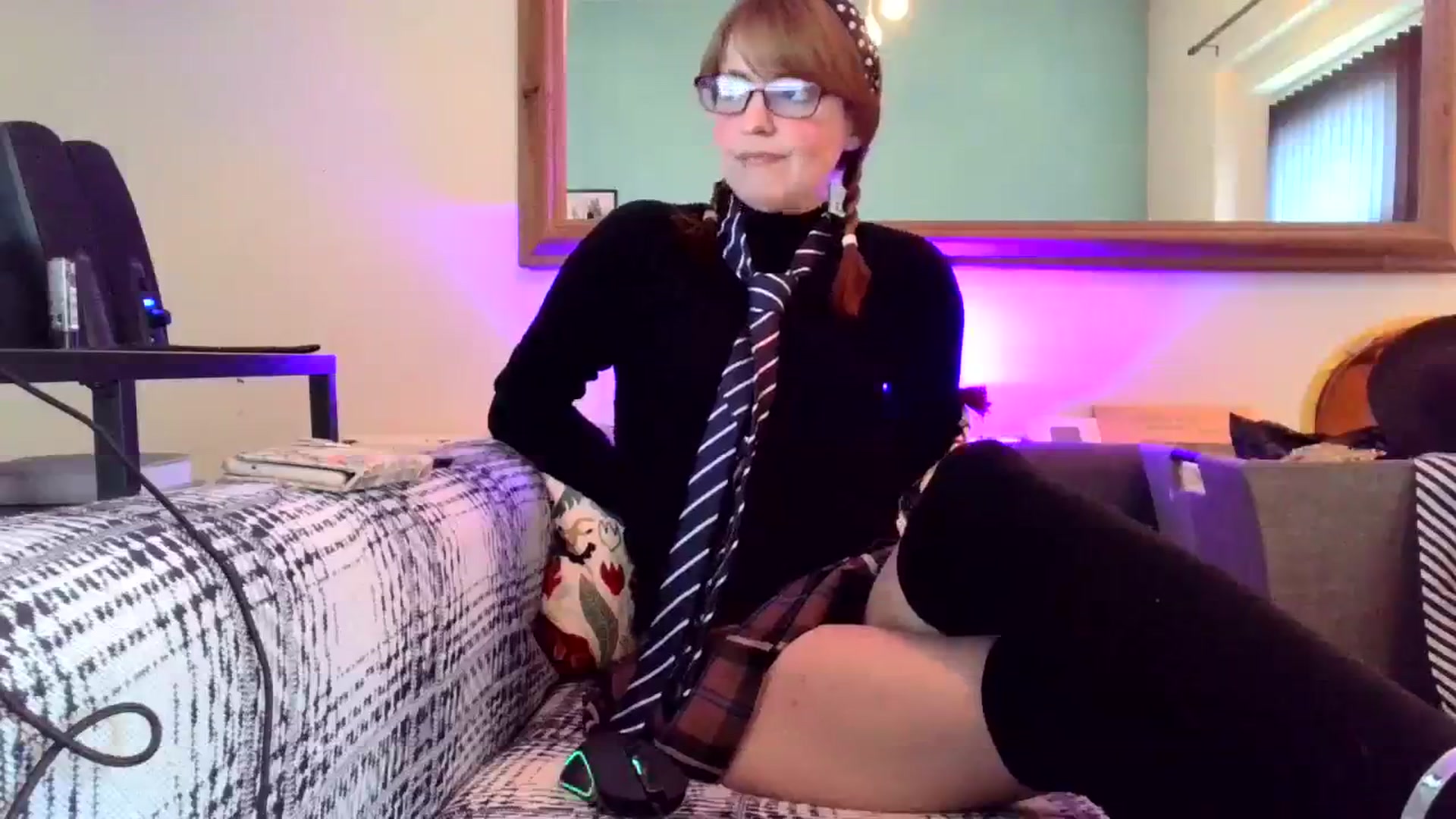 Gallery image thumbnail from BelleBlake's myfreecams stream on, 09/17/2023, 13:04 image 4 of 20
