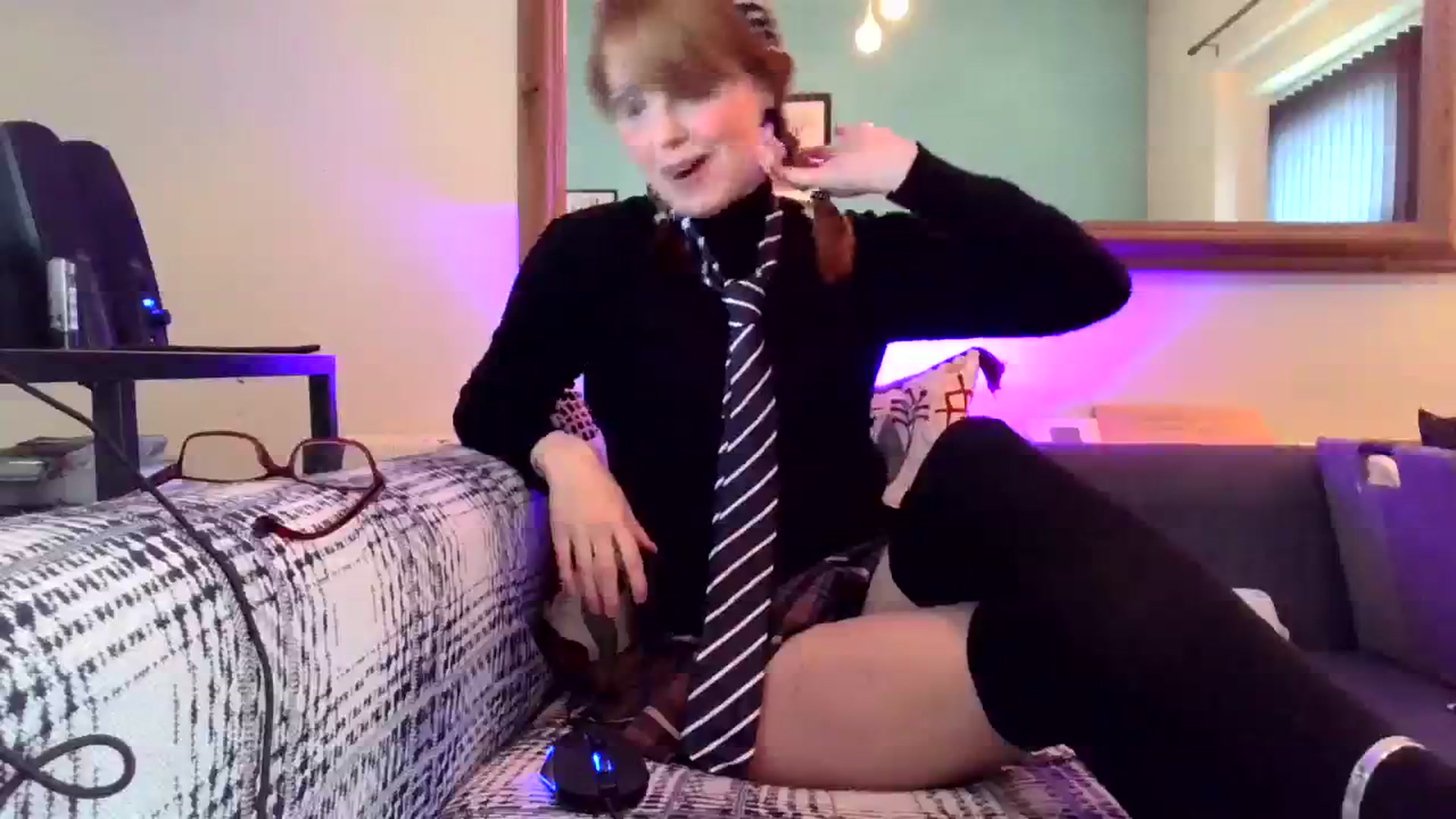 Gallery image thumbnail from BelleBlake's myfreecams stream on, 09/17/2023, 13:04 image 9 of 20