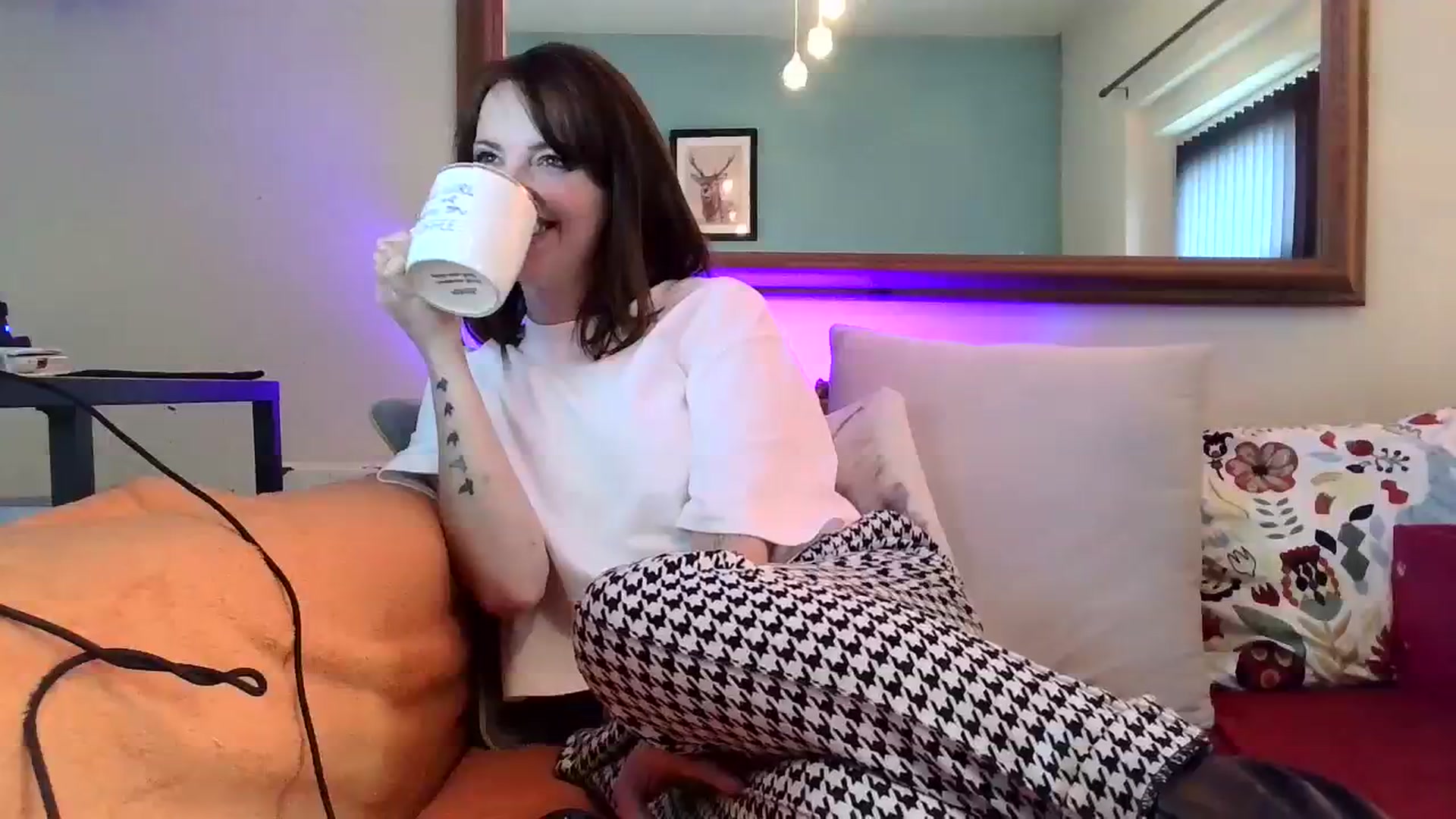 Gallery image thumbnail from BelleBlake's myfreecams stream on, 10/18/2023, 11:30 image 14 of 20