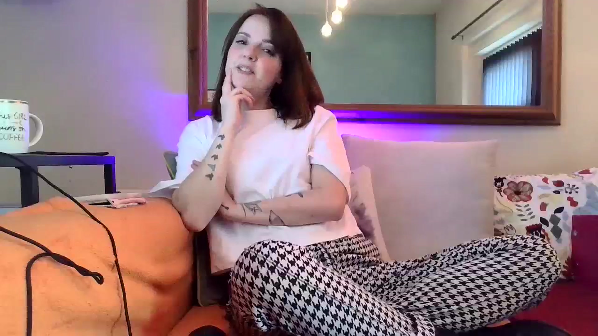 Gallery image thumbnail from BelleBlake's myfreecams stream on, 10/18/2023, 11:30 image 4 of 20